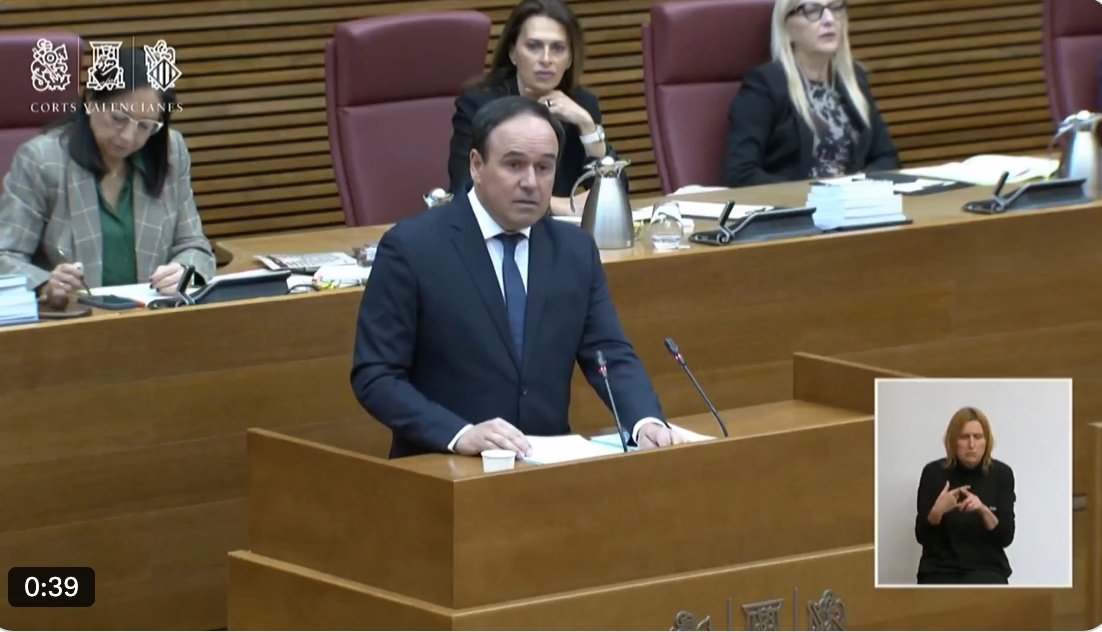 Pérez Llorca ha pedido "perdón a todas las personas y familias que aún sufren las consecuencias de las riadas del 29 de octubre, a aquellas que lo perdieron todo y a aquellas que perdieron demasiado"