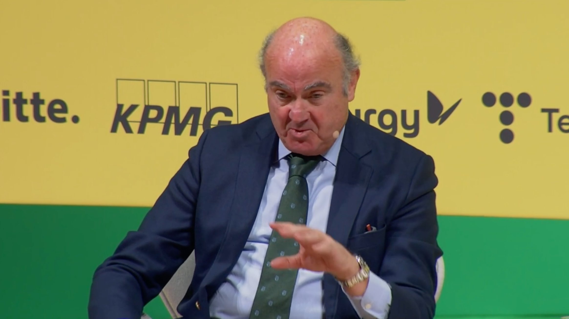 Los riesgos de Luis de Guindos: empresas sobrevaloradas, deuda excesiva... y sobrevalorada, más... los no bancos 