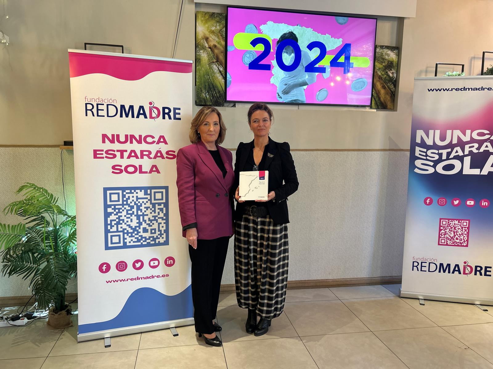 María Torrego, Presidenta de la Fundación REDMADRE, y Amaya Azcona, Directora General, han presentado el 9º Informe Mapa de la Maternidad María Torrego, Presidenta de la Fundación REDMADRE, y Amaya Azcona, Directora General, han presentado el 9º Informe Mapa de la Maternidad