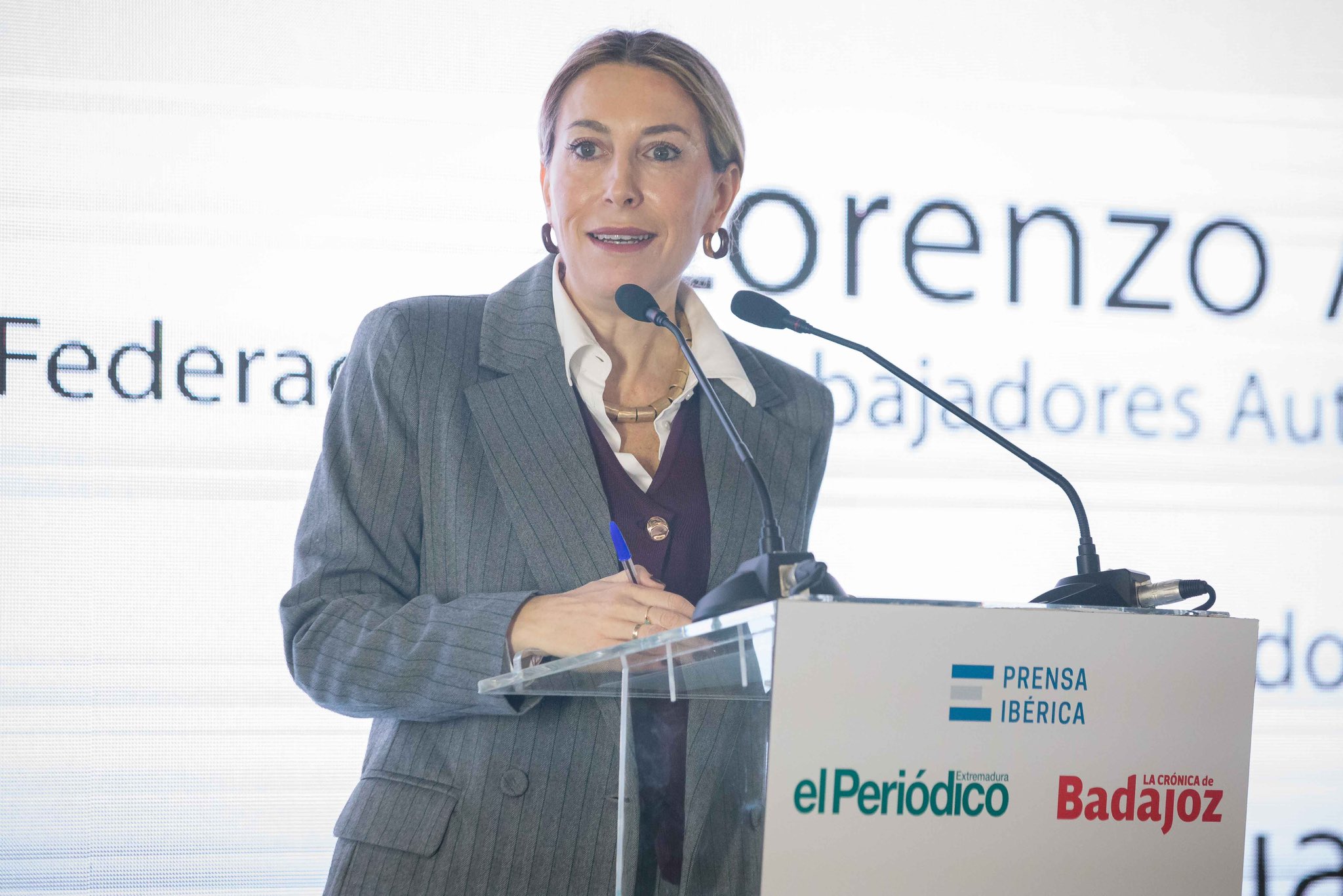 María Guardiola (PP) volvería a necesitar a Vox para ser investida María Guardiola (PP) volvería a necesitar a Vox para ser investida