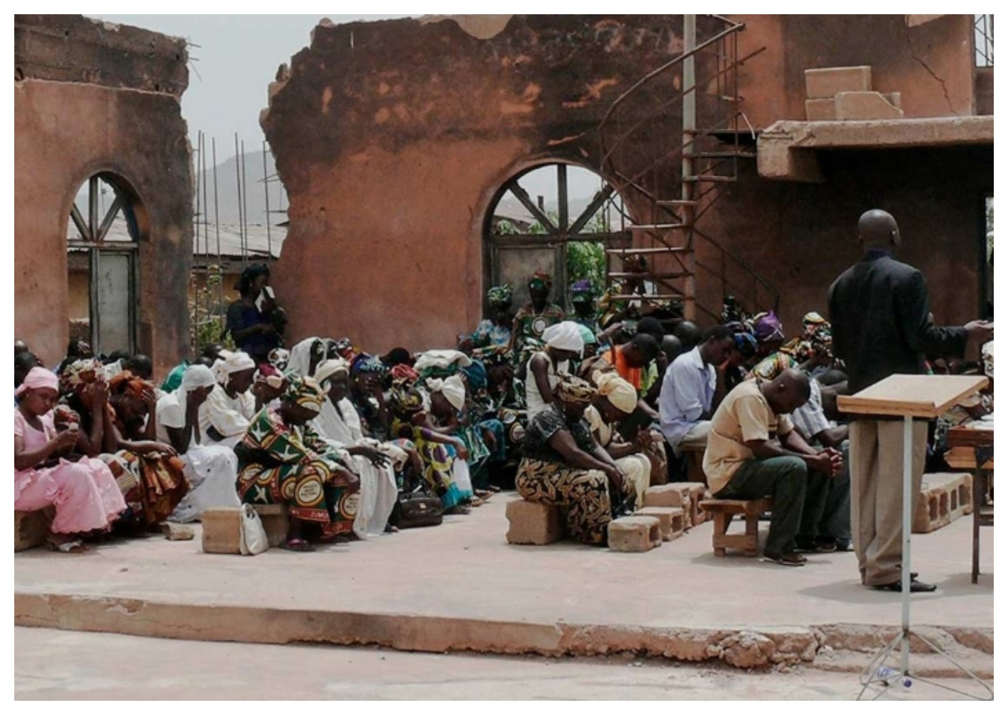 Según Open Doors (WWL 2025), más de 380 millones de cristianos vivieron en 2024 en contextos de “altos niveles” de persecución o discriminación por su fe