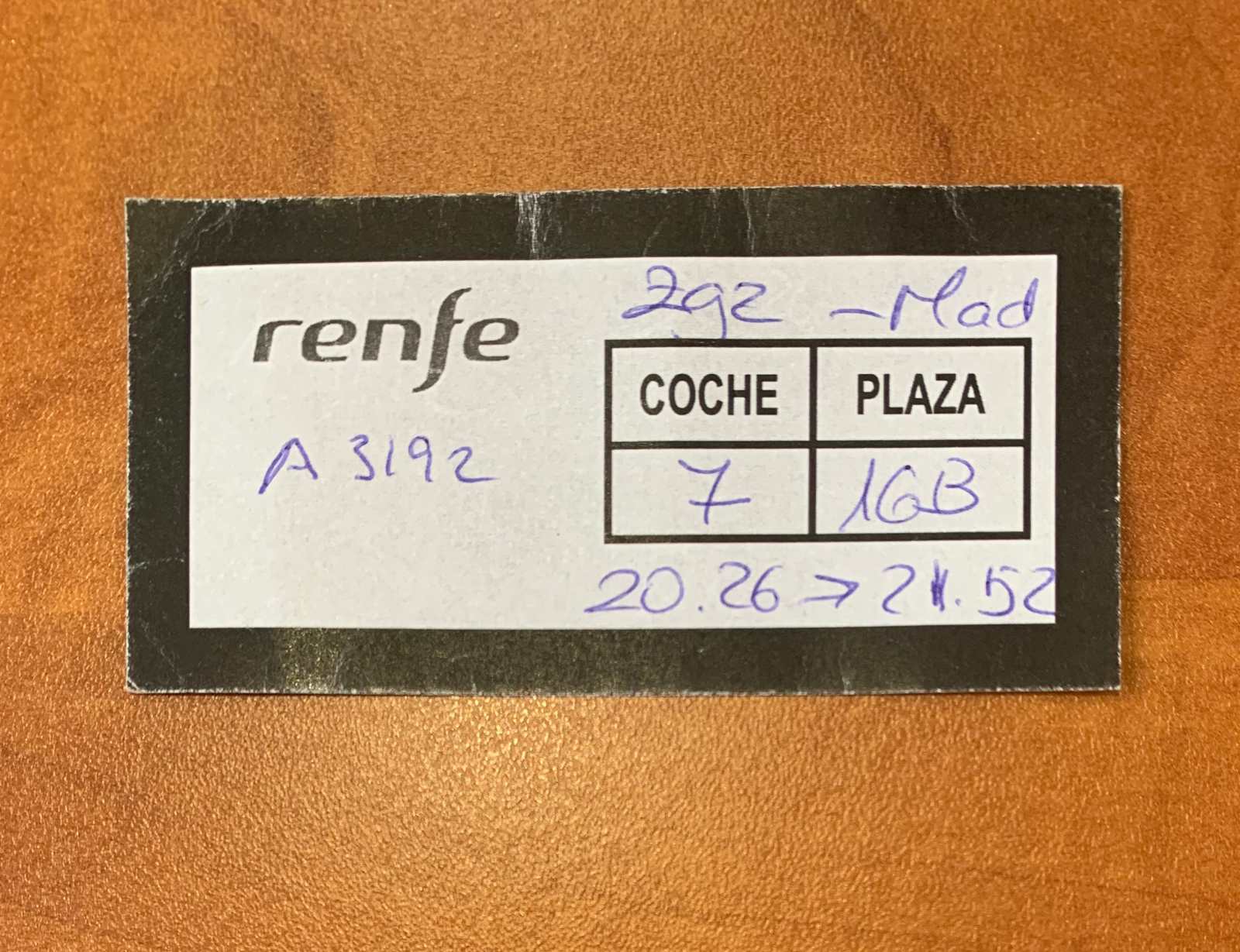 'Billete' manual de Renfe para los viajeros que hacen transbordo. No se puede ser más cutre
