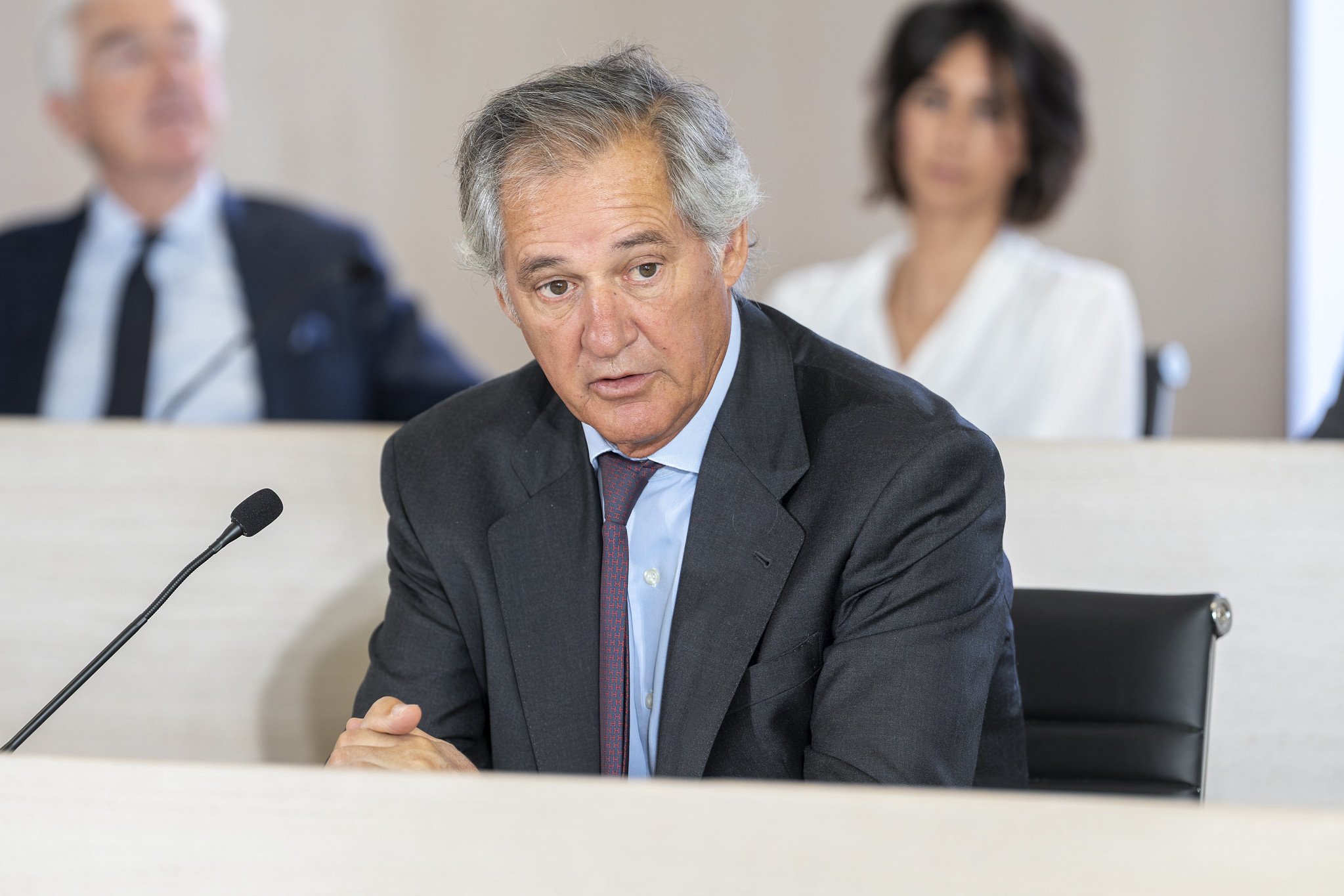 El desastre reputacional de Acciona ha aumentado el enfrentamiento de José Manuel Entrecanales Domecq con su primo Juancho Entrecanales Franco... y las medidas cautelares impuestas a un exdirectivo y a un directivo suspendido no contribuirán a calmar los ánimos / Foto: Pablo Moreno