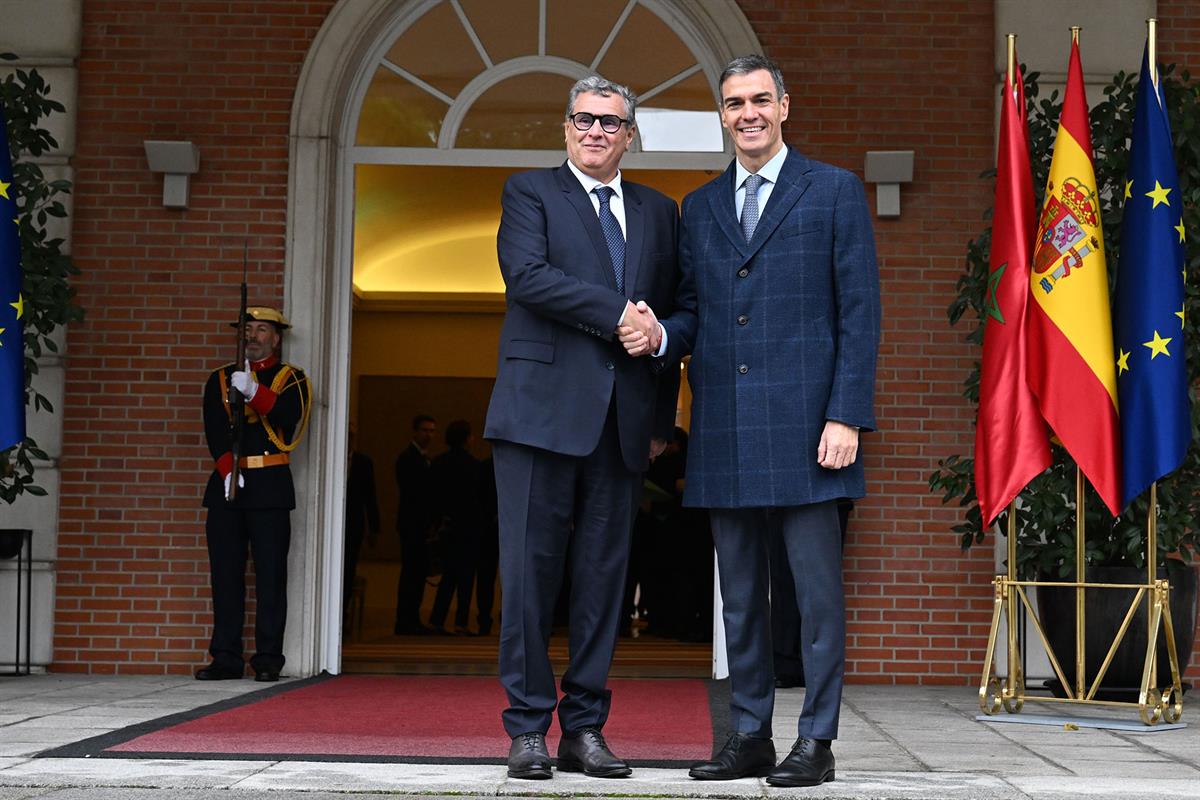 Pedro se ha reunido con el jefe de Gobierno de Marruecos, Aziz Ajanouch, coinciciendo con, atención, "el excelente momento que atraviesan las relaciones entre ambos países"