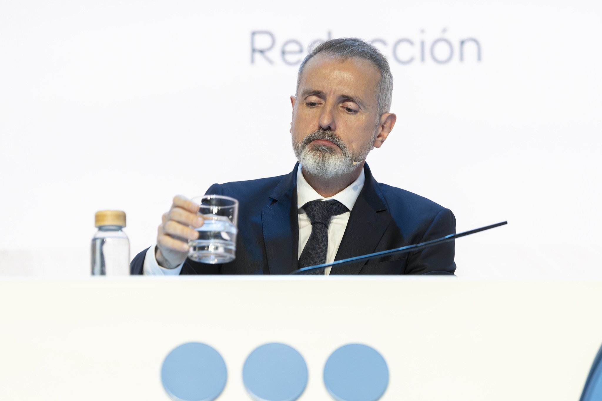 Decíamos también que sería injusto echarle las culpas de todo a Murtra porque la realidad es que cada vez manda menos, por lo que quiere exprimir al máximo las pequeñas parcelas de poder que le queda y una de ellas es su dieta / Foto: Pablo Moreno