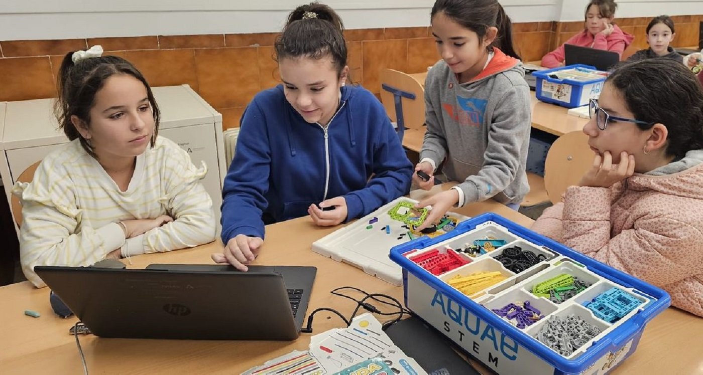 Alumnas del CEIP Gregorio Marañón (Málaga)