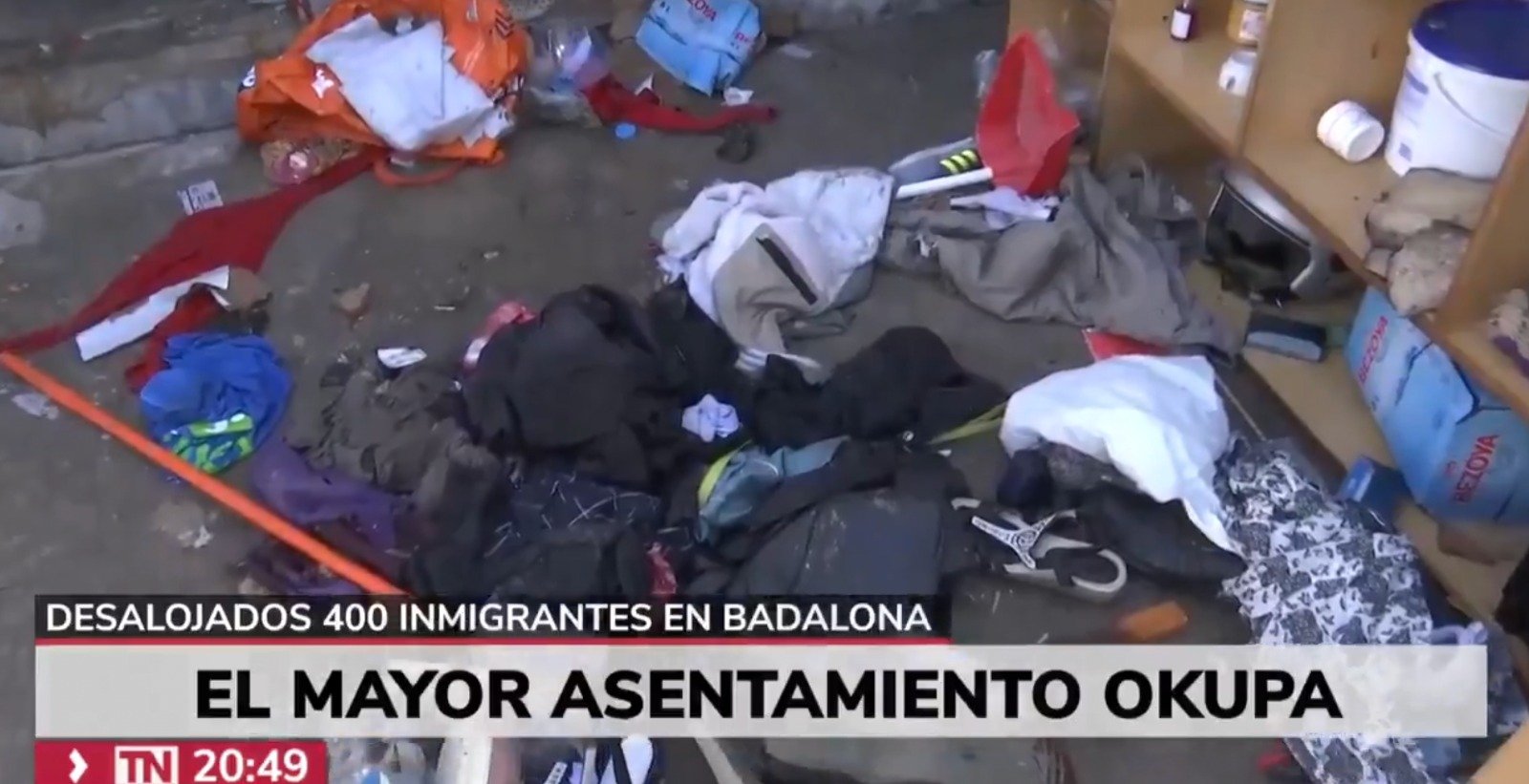  Claro, tanto la tele pública como los obispos, que es aún más grave, olvidan la delincuencia, los trapicheos, los conflictos y lo más llamativo: los okupas pueden estar en situación de vulnerabilidad, pero pueden salir de ella