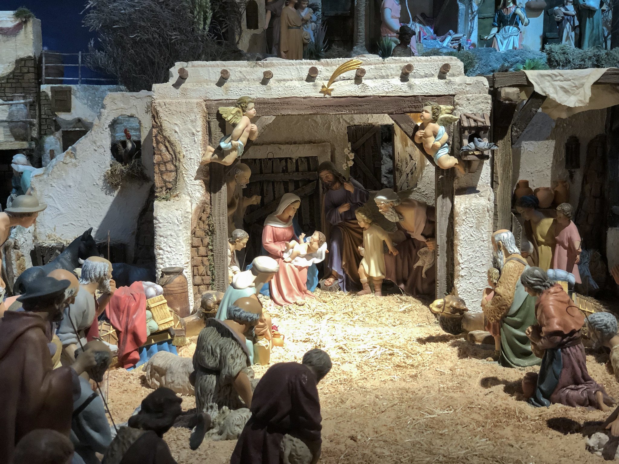 Tras hacer el Belén, se rece diariamente ante él, en común y cada uno por libre / Foto: Pablo Moreno
