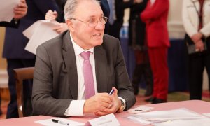 Jainaga en la firma de Talgo