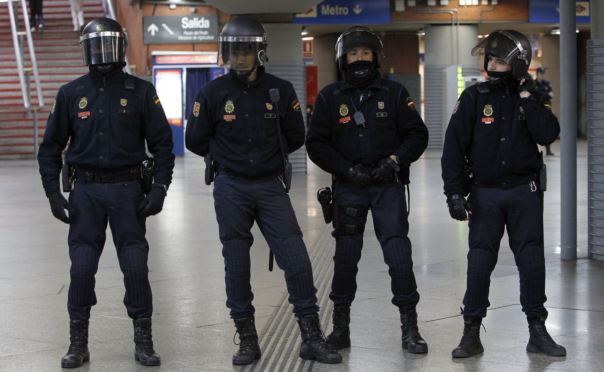 Agentes de la Policía Nacional / Foto: Pablo Moreno