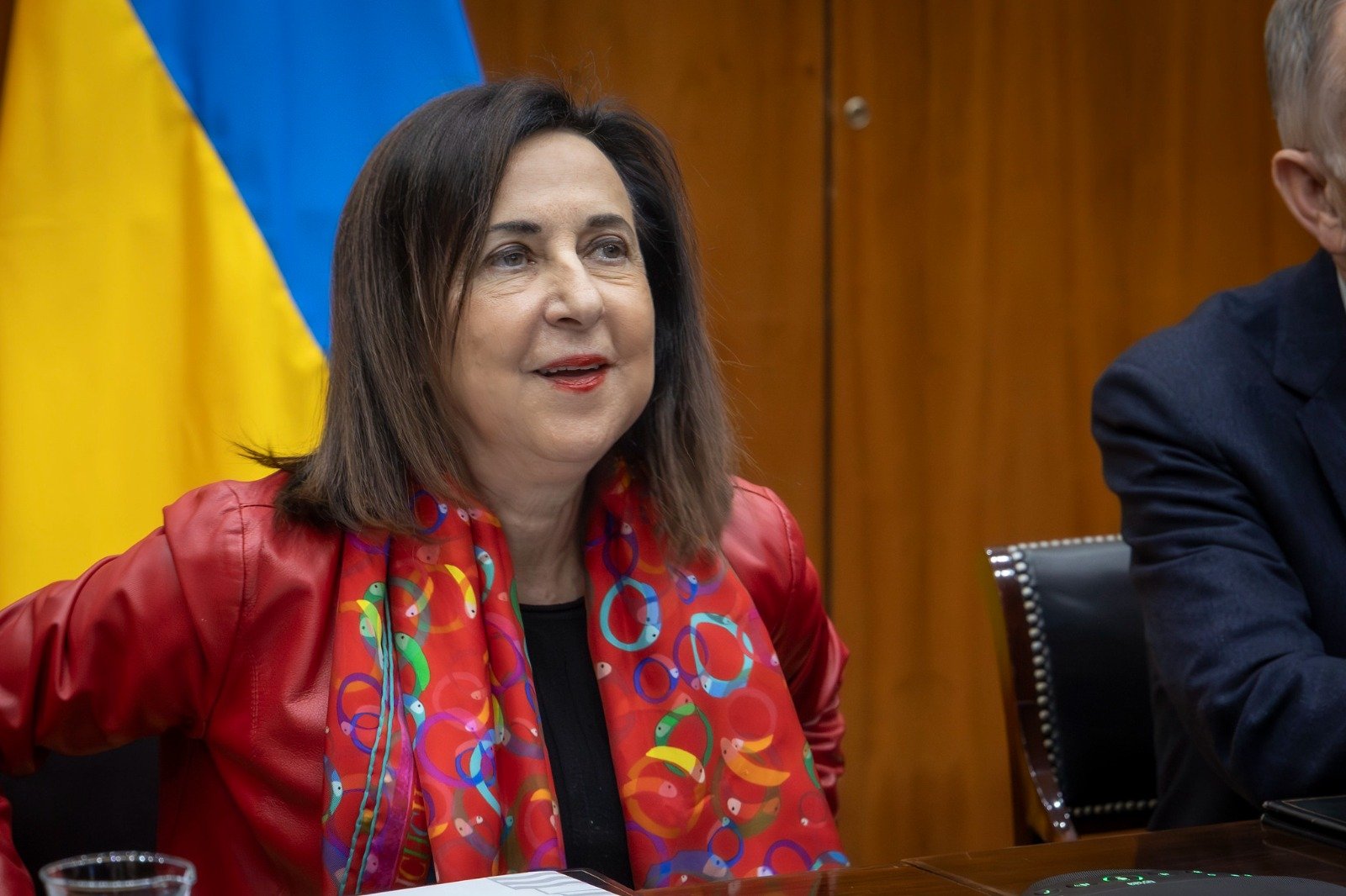 Robles concede una entrevista a Silvia Intxaurrondo en RTVE. En la misma, dice: "exijo que se disculpen y que se diga la verdad. Desde el primer momento la UME y luego el Ejército estuvieron cumpliendo con su obligación"