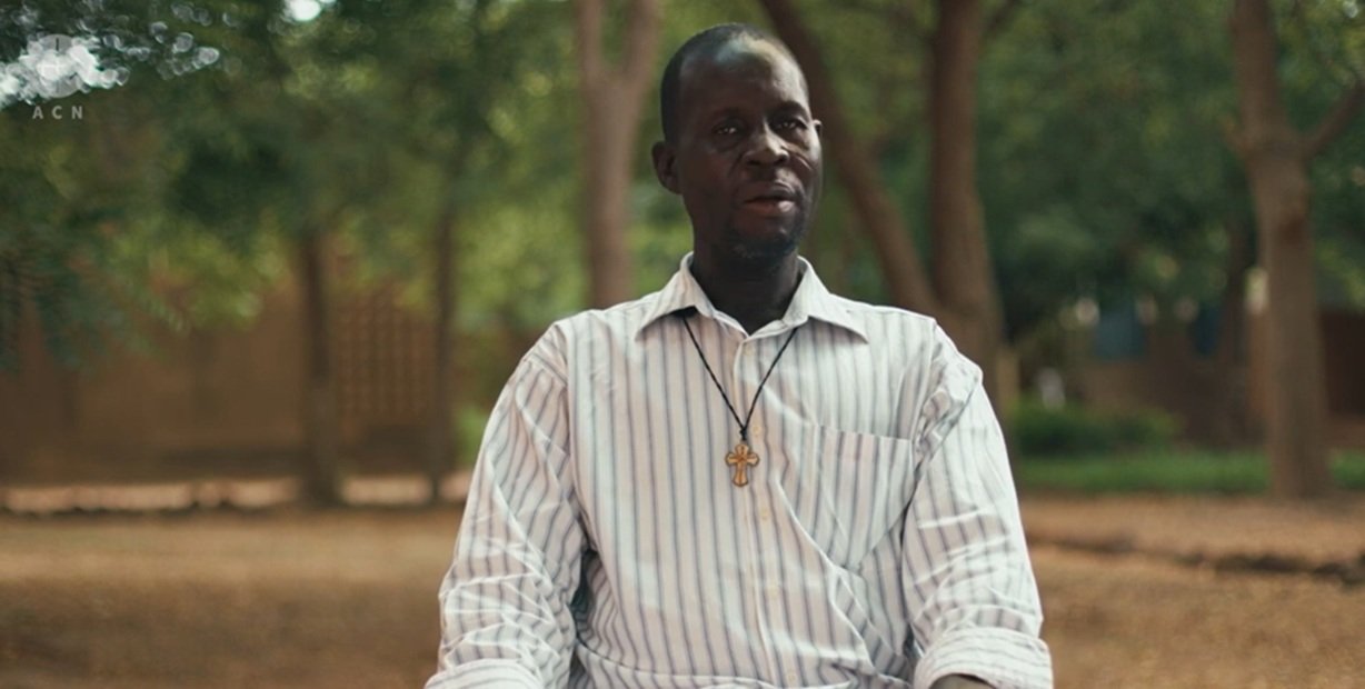 Mathieu Sawadogo es catequista desde 1999 en Burkina Faso y estuvo secuestrado durante cuatro meses en 2018 en la frontera con Mali, pero no tuvo miedo / Foto: ACN
