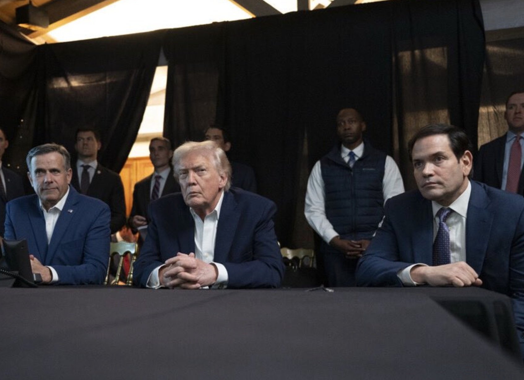 Marco Rubio, secretario de Estado de EEUU, a la derecha de Donald Trump