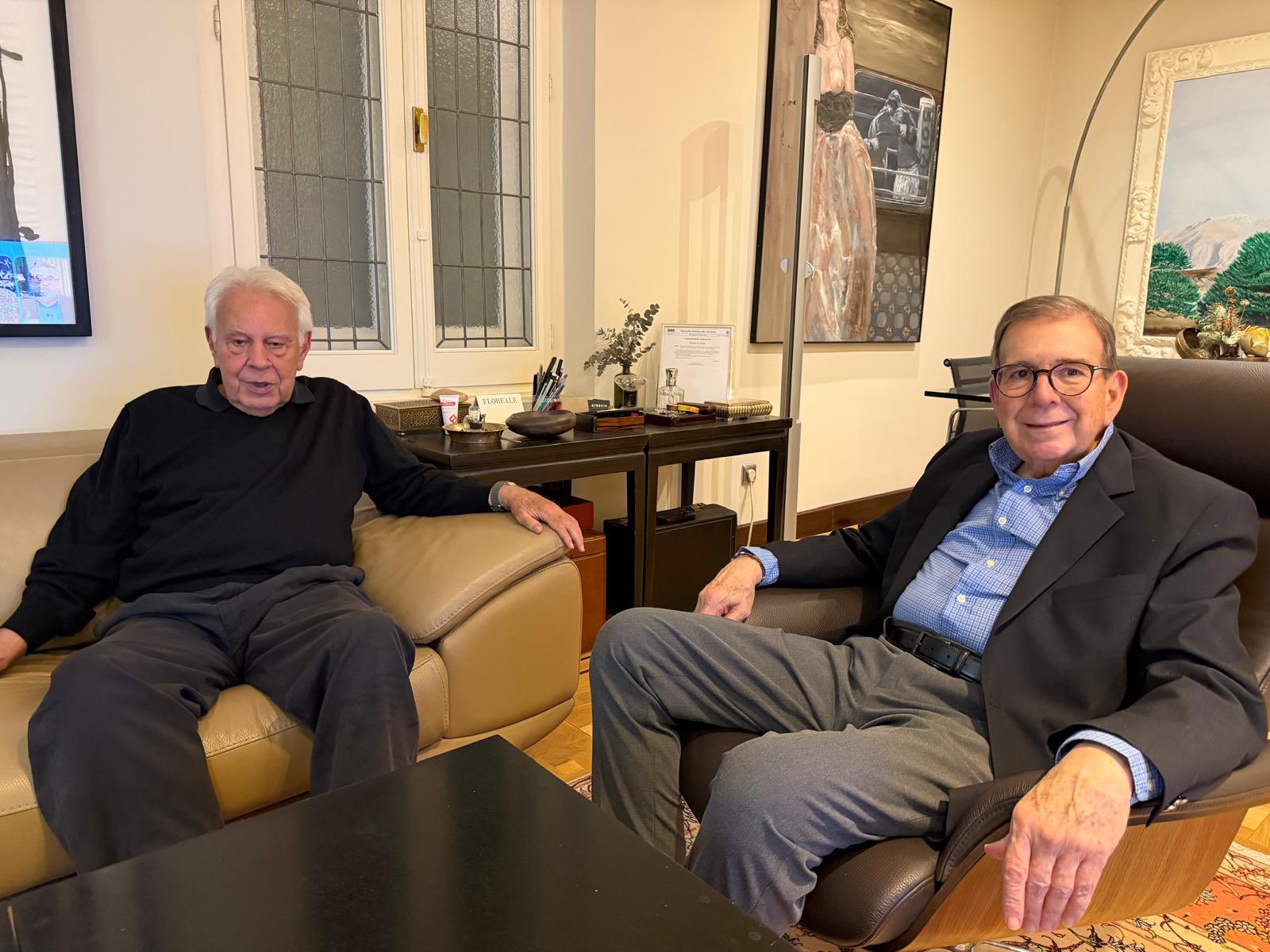 Cabe interpretar que Edmundo González está dando la razón a Donald Trump