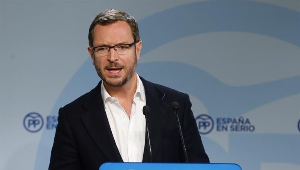 Maroto dice ahora que hay que aplicar un 155 "menos blandito". A buenas horas