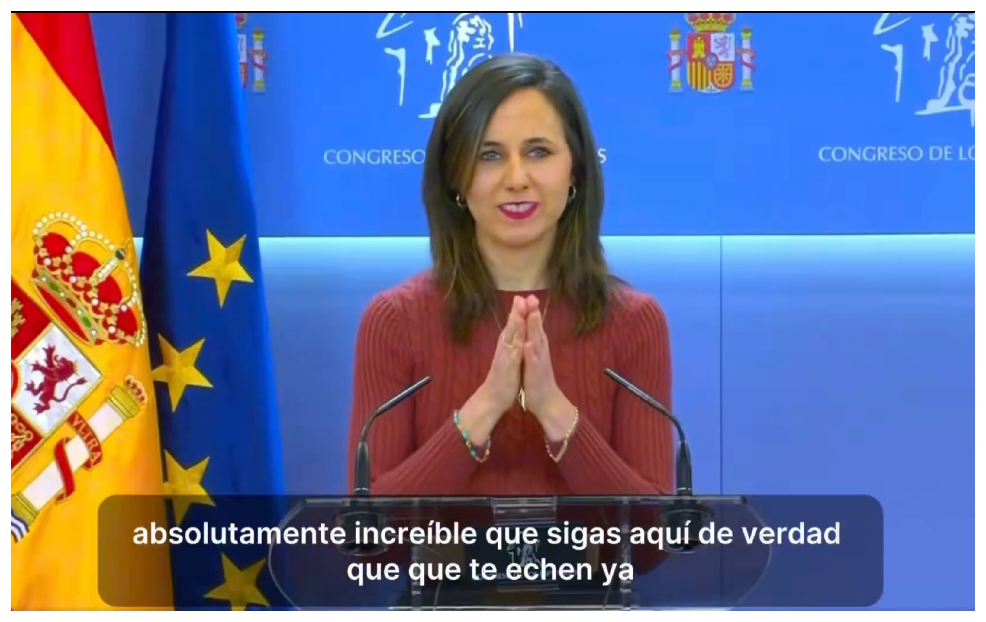 Así, sin despeinarse, la podemita pide -en el 'templo de la palabra' que es la Cámara Baja- que al periodista le expulsen, eso sí, con la connivencia de sus 'colegas' de profesión. La izquierda censura ya a cara descubierta
