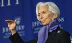 Christine Lagarde mantiene los tipos de interés y asegura que aún es "prematuro" debatir si los baja