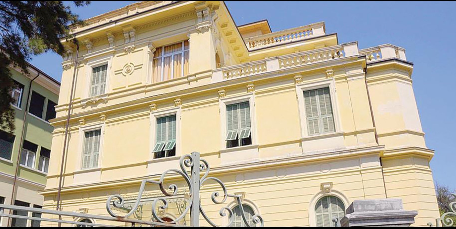 Edificio donde reside la Curia de la diócesis de Ventimiglia–San Remo