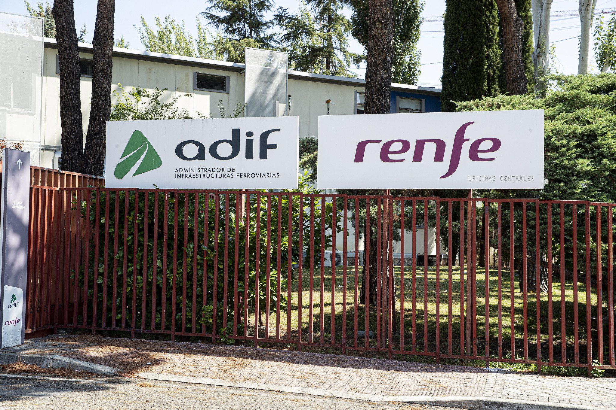 Adif, Administrador de Infraestructuras Ferroviarias, entidad pública dependiente del Ministerio de Transportes y Movilidad Sostenible / Foto: Pablo Moreno