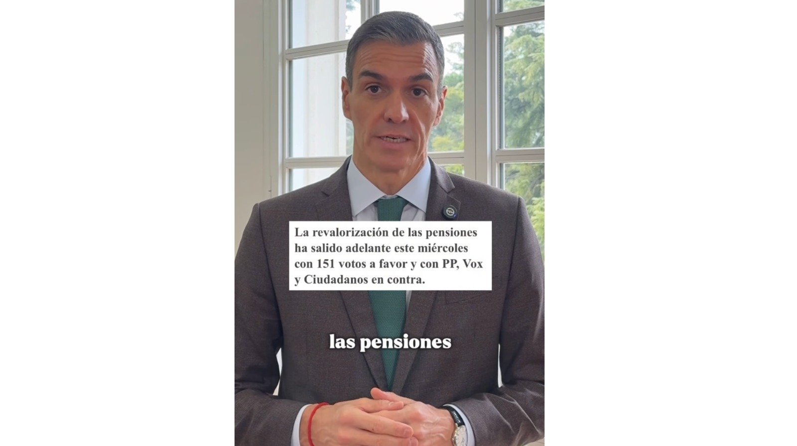 ¡Ay, Pedro!, qué suerte tenemos: guapo y precavido. Y los populares quejándose e insinuando que todo es para atacarles...¡Qué vergüenza!