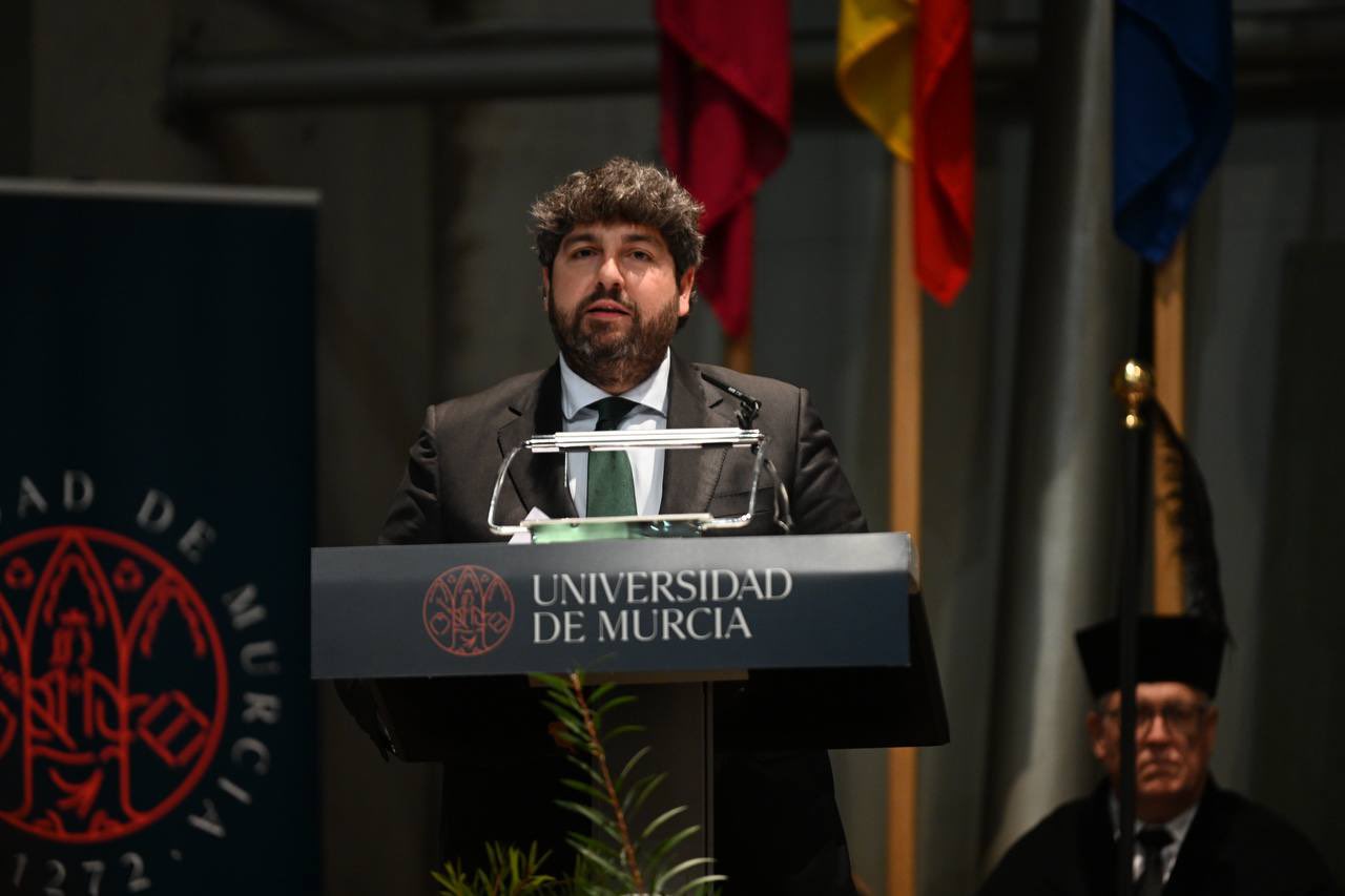 Así, el Anteproyecto de Ley, negociado entre Vox y PP, incorporará la exclusión de quienes hayan sido condenados