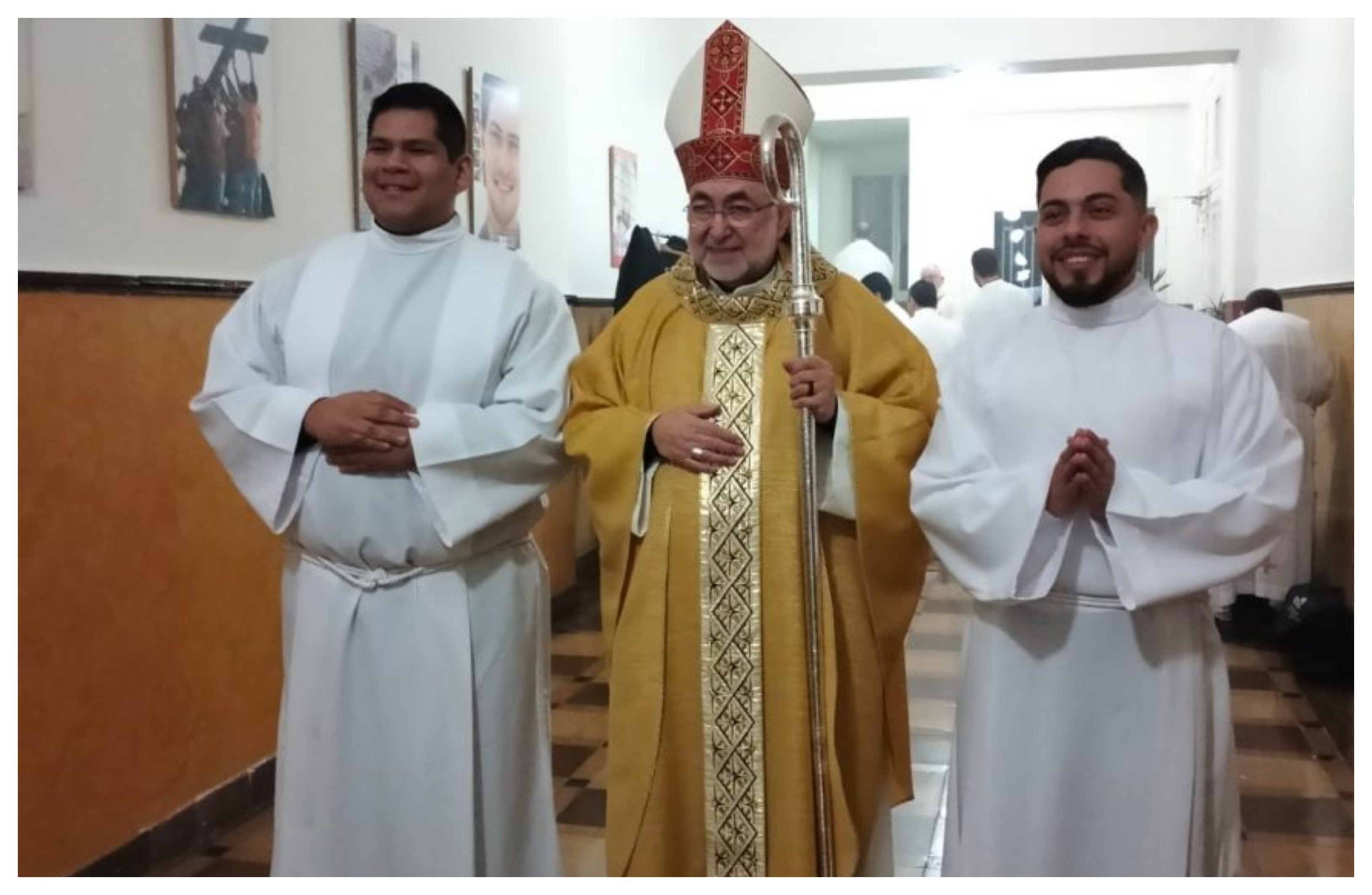 Insultos al obispo de Oviedo Sanz Montes por oponerse a la explotación de la inmigración ilegal