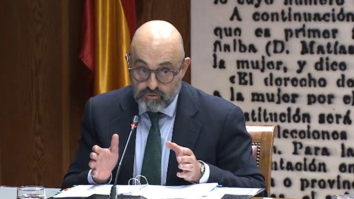 El presidente de Adif, Luis Pedro Marco de la Peña, al igual que el ministro Óscar Puente, ni dimite ni asume responsabilidades tras las últimas tragedias ferroviarias