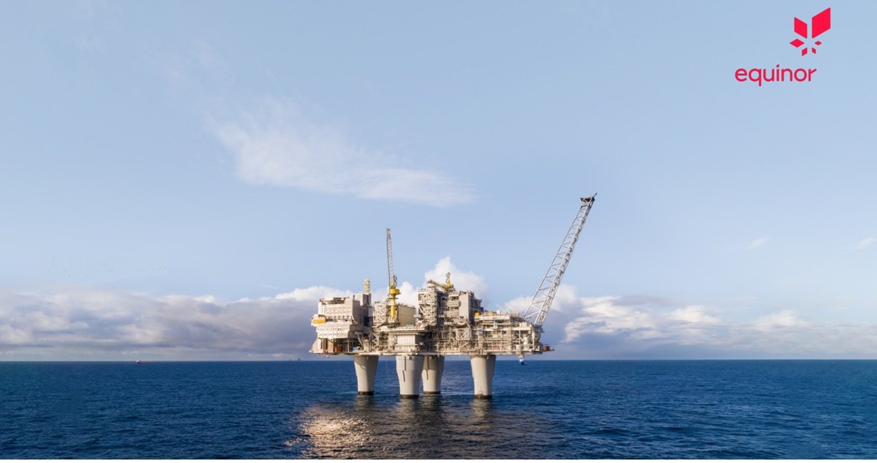 Equinor no recibe castigo bursátil... al contentar a accionistas e inversores con dividendo y recompra de acciones, pese a ganar mucho menos por el petróleo barato