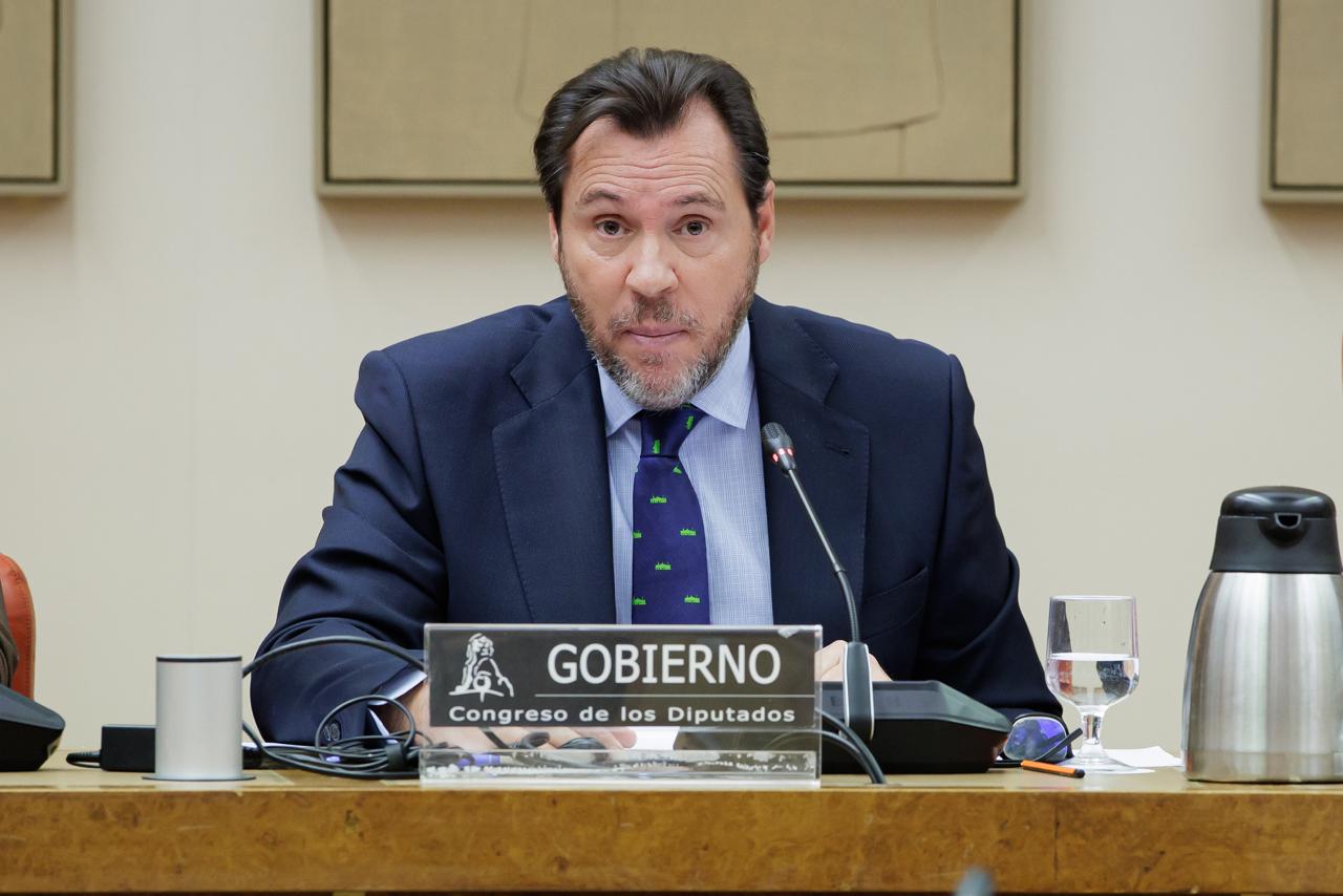 El ministro Puente continúa sin dimitir y diciendo mentiras ante el creciente caos ferroviario