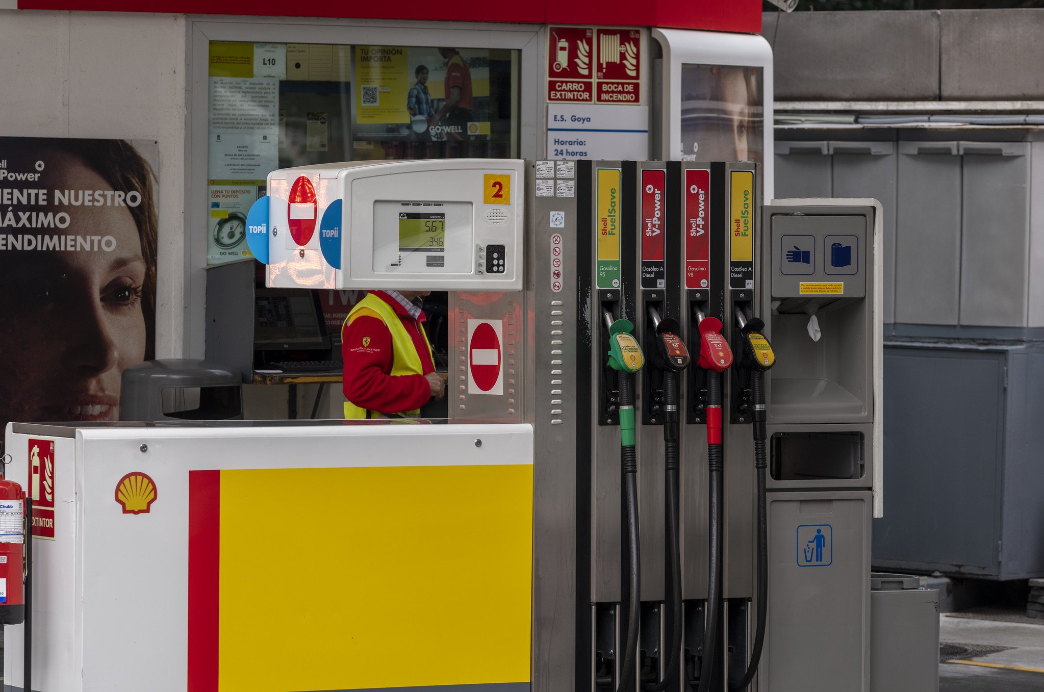 Shell está presente en España, donde tiene estaciones de servicio que opera Disa, pero ha abandonado sus planes de renovables / Foto: Pablo Moreno