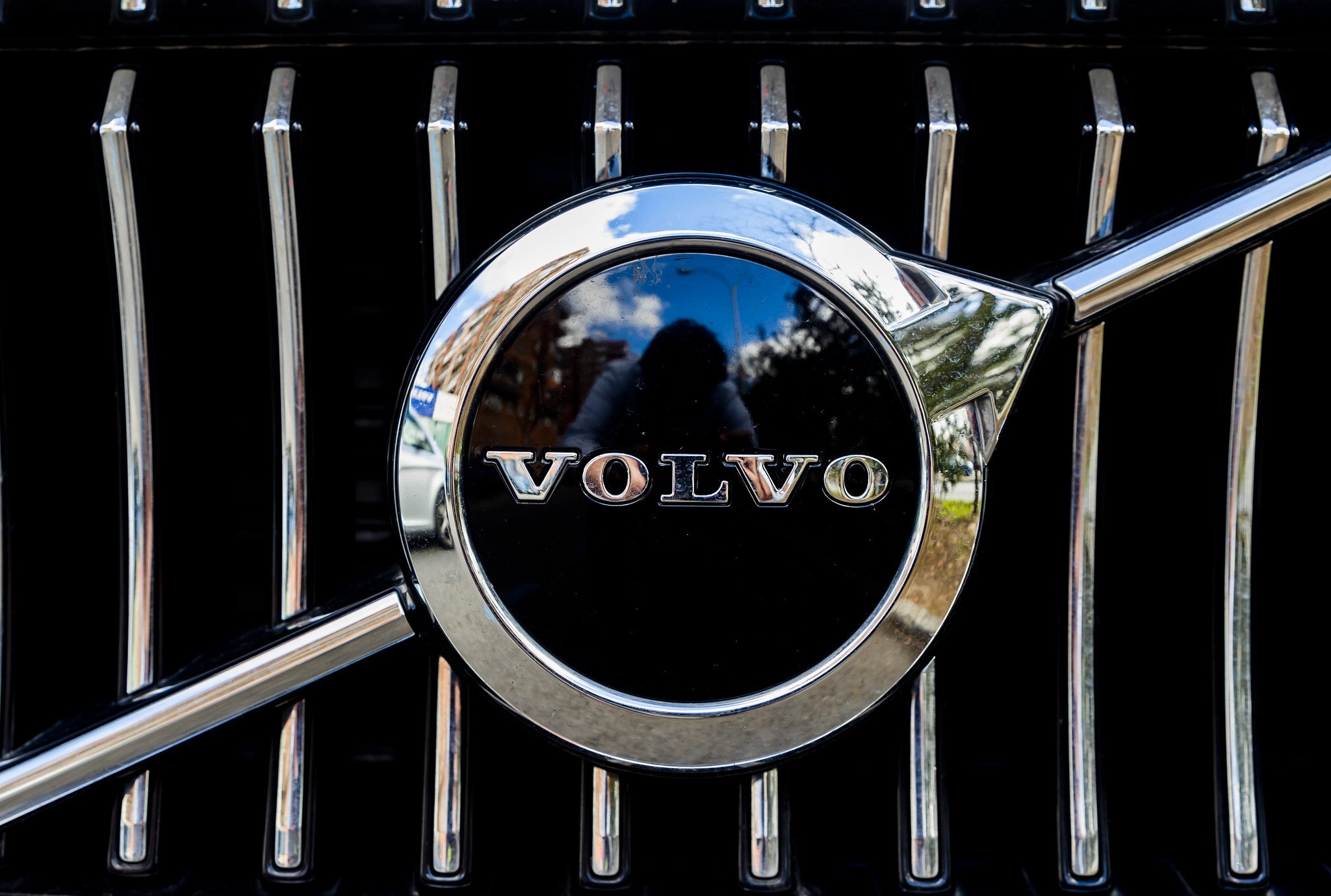 Volvo no da alegrías a su primer accionista (el chino Geely) en turismos en 2025, pero sí en camiones y autobuses / Foto: Pablo Moreno