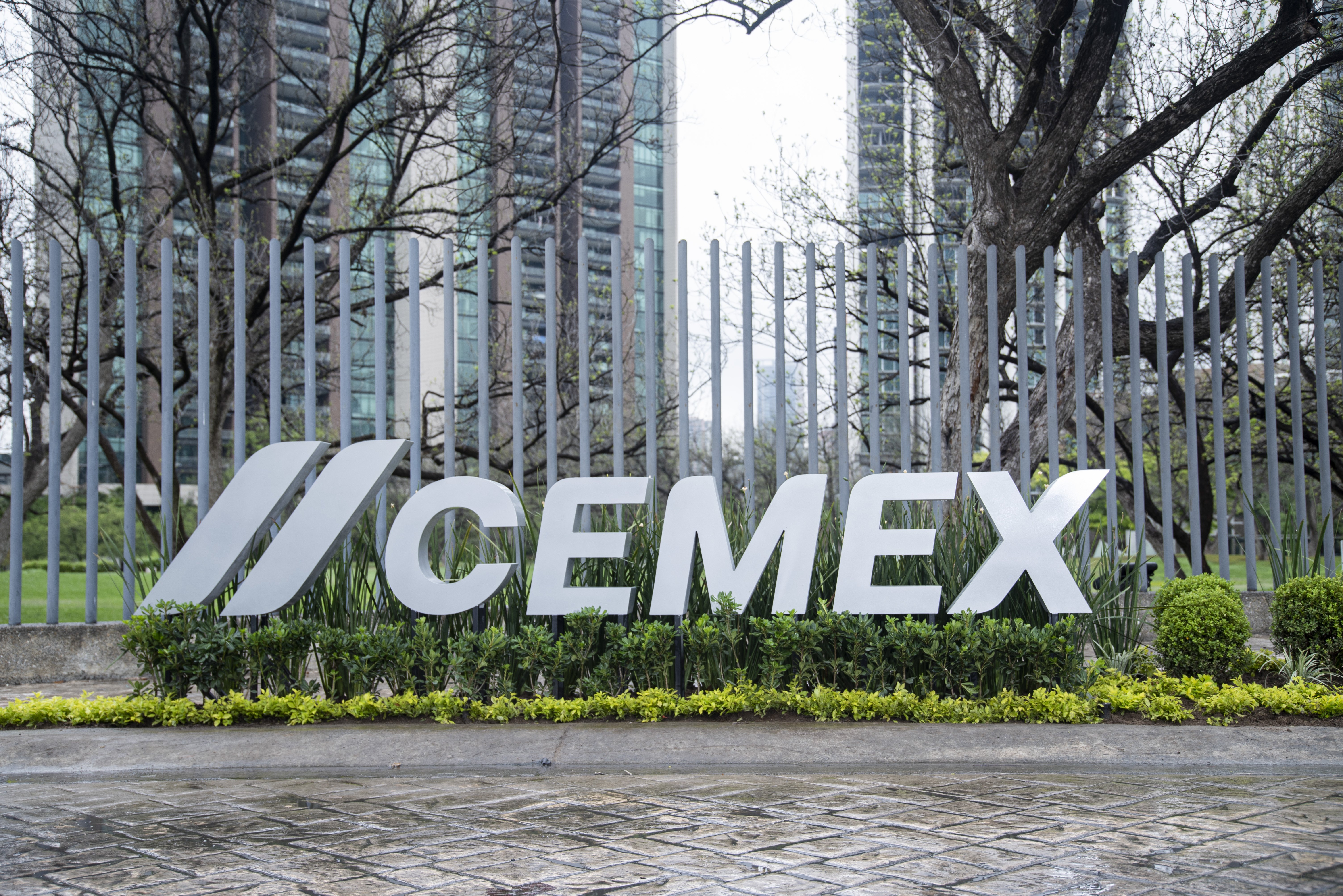 En el cuarto trimestre, Cemex registró unas pérdidas de 356 millones de dólares (301 millones de euros), una cifra afectada por el deterioro de crédito mercantil y activo fijo
