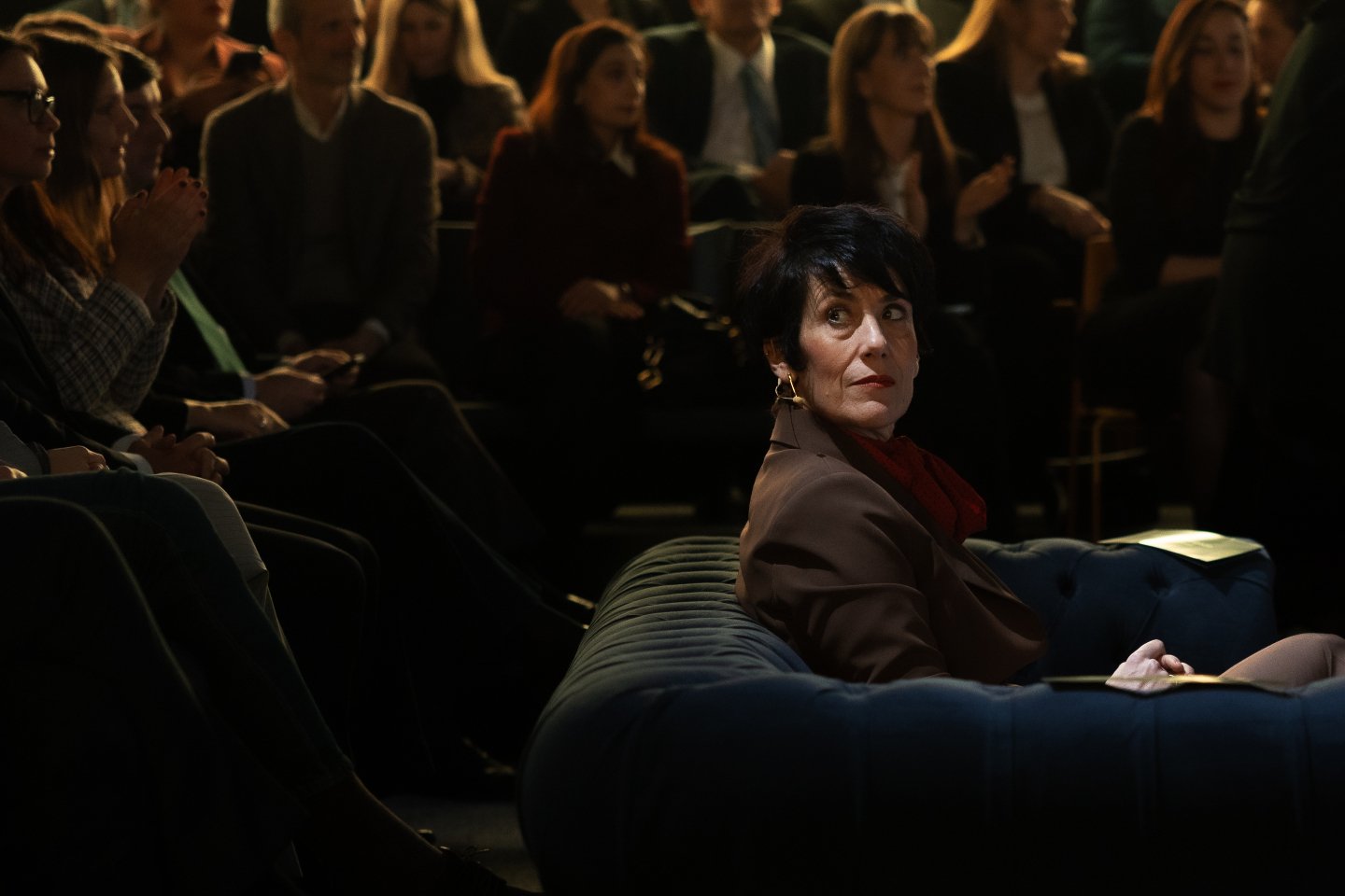 La ministra de de Inclusión, Seguridad Social y Migraciones, Elma Saiz, convocó este lunes a los agentes sociales, y ya hay solución, innovadora, pionera y barata, cuanto menos: va a poner en marcha un observatorio