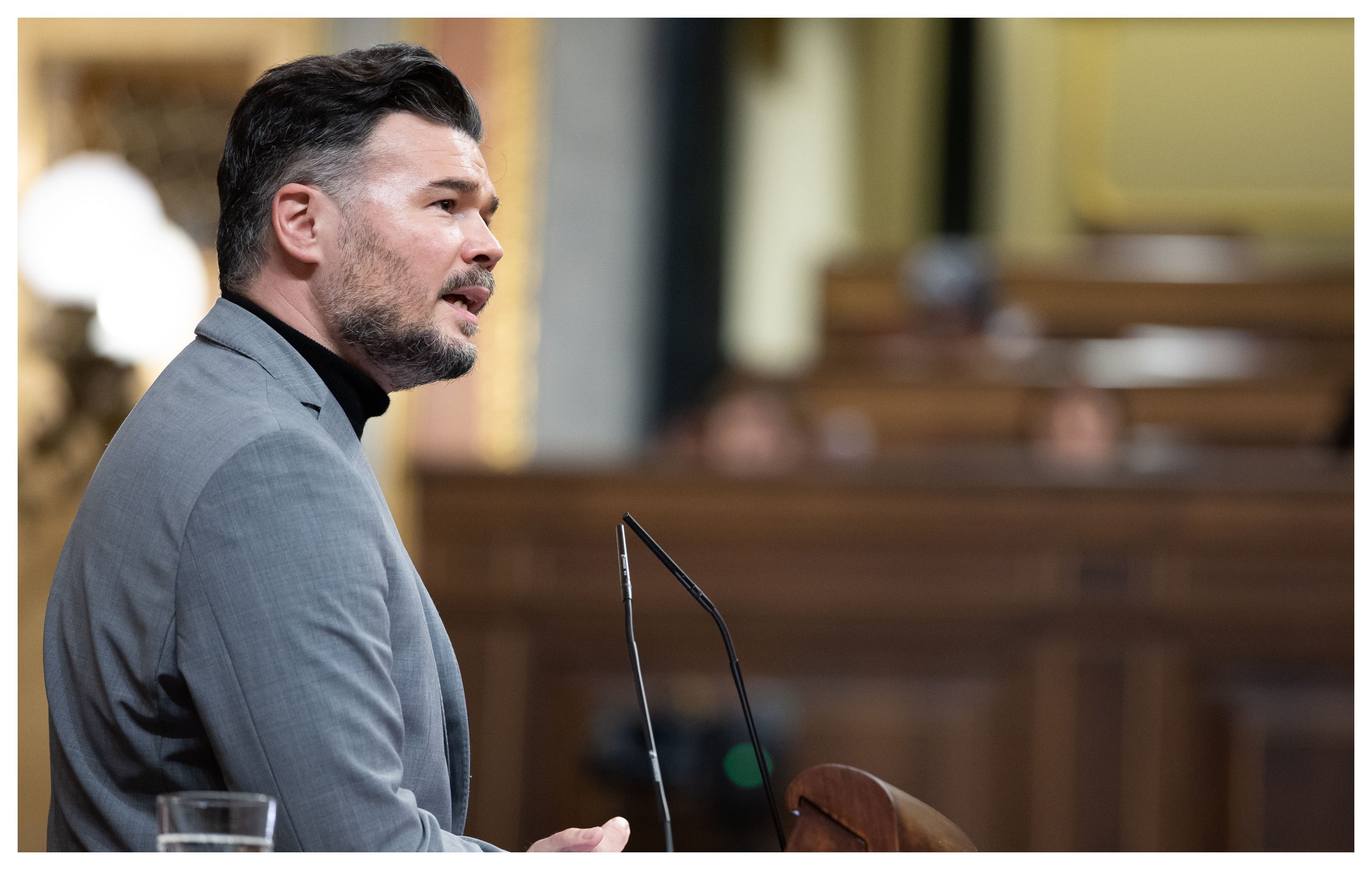 ¿Gabriel Rufián es tonto? No, es muy listo, sólo que tiene muy mala leche y mucha, muchísima vanidad