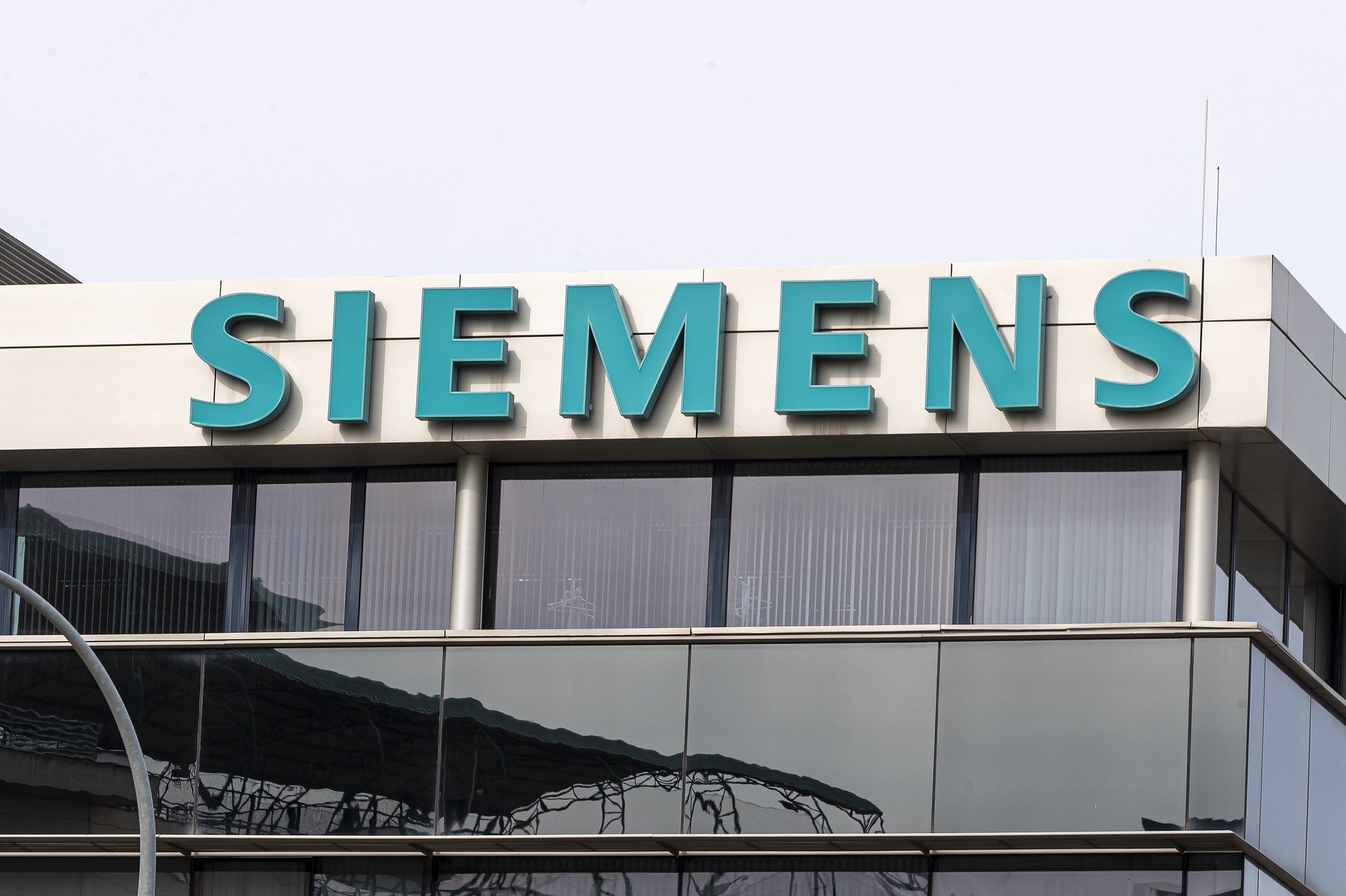 Siemens tiene menos excusa para maltratar a España, dadas las menores pérdidas de Gamesa,... y ahora presume de que están "escalando la IA industrial" / Foto: Pablo Moreno