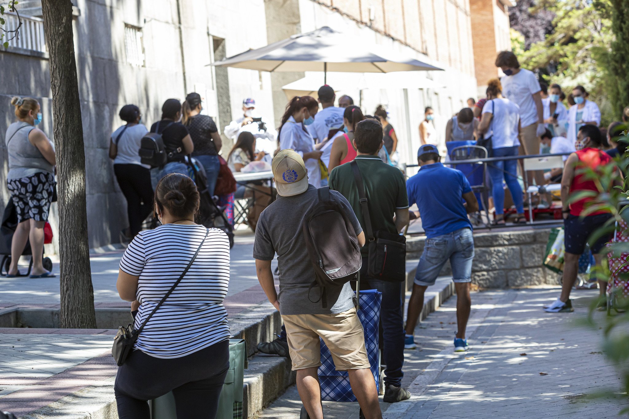 El pobre no se siente vulnerable, anhela dejar de serlo, por su propia dignidad, lucha por ganarse el pan con el sudor de su frente, no con paguitas / Foto: Pablo Moreno