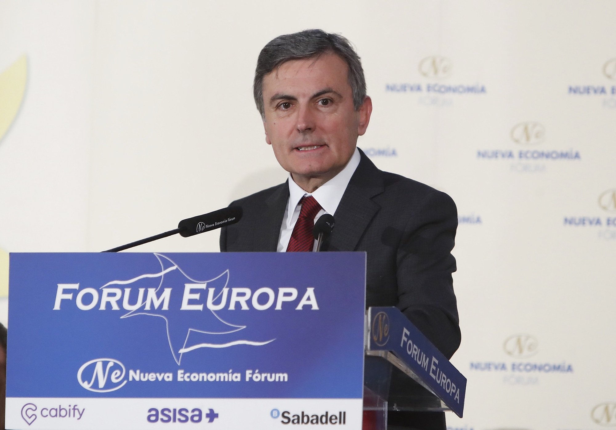 Al socialista Pedro Saura le está costando demasiado que Correos vuelva a números negros / Foto: Pablo Moreno