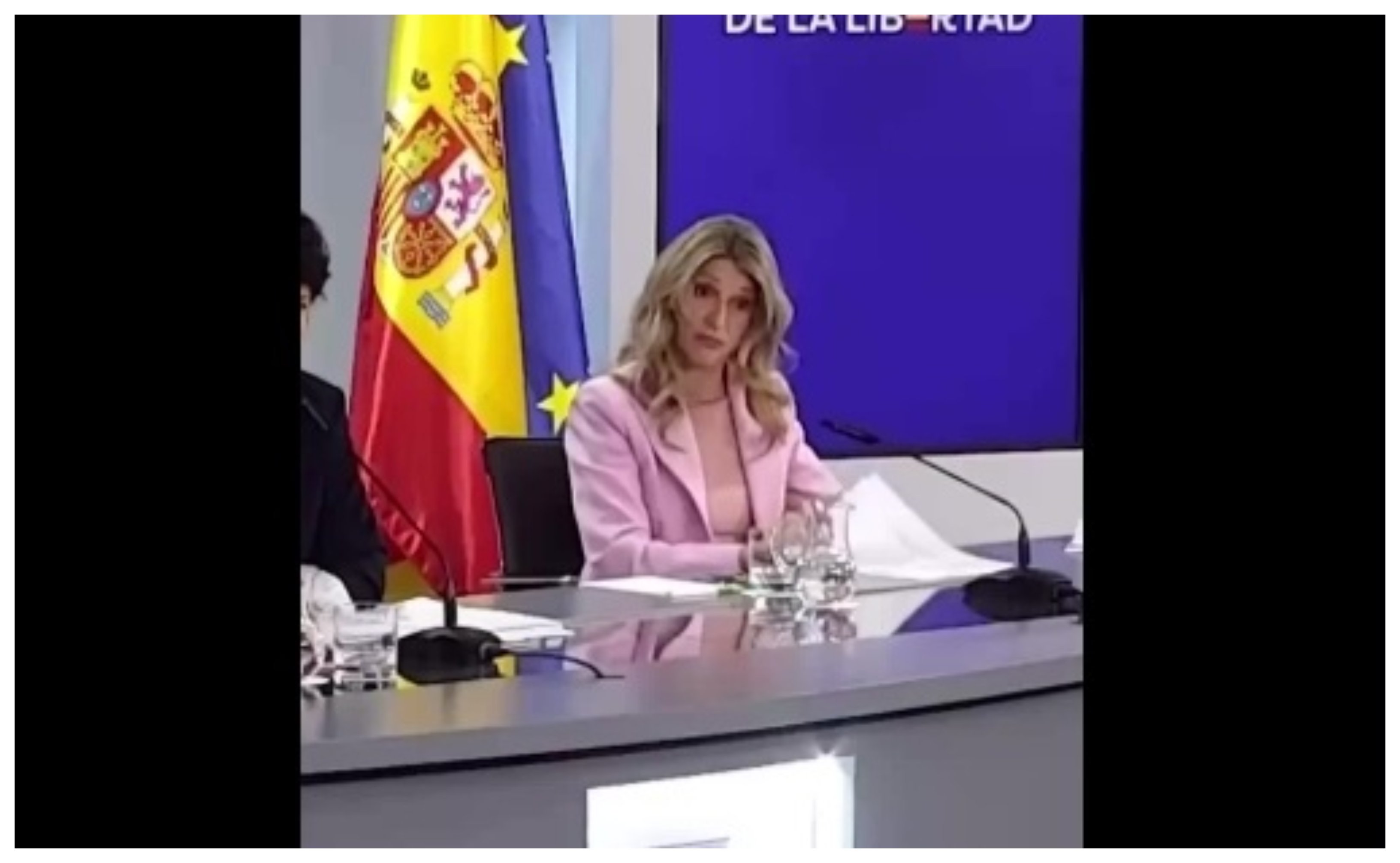 Yolanda Díaz, denunciada por Julio Iglesias... por llamarle "abusador sexual" Yolanda Díaz, denunciada por Julio Iglesias... por llamarle "abusador sexual"