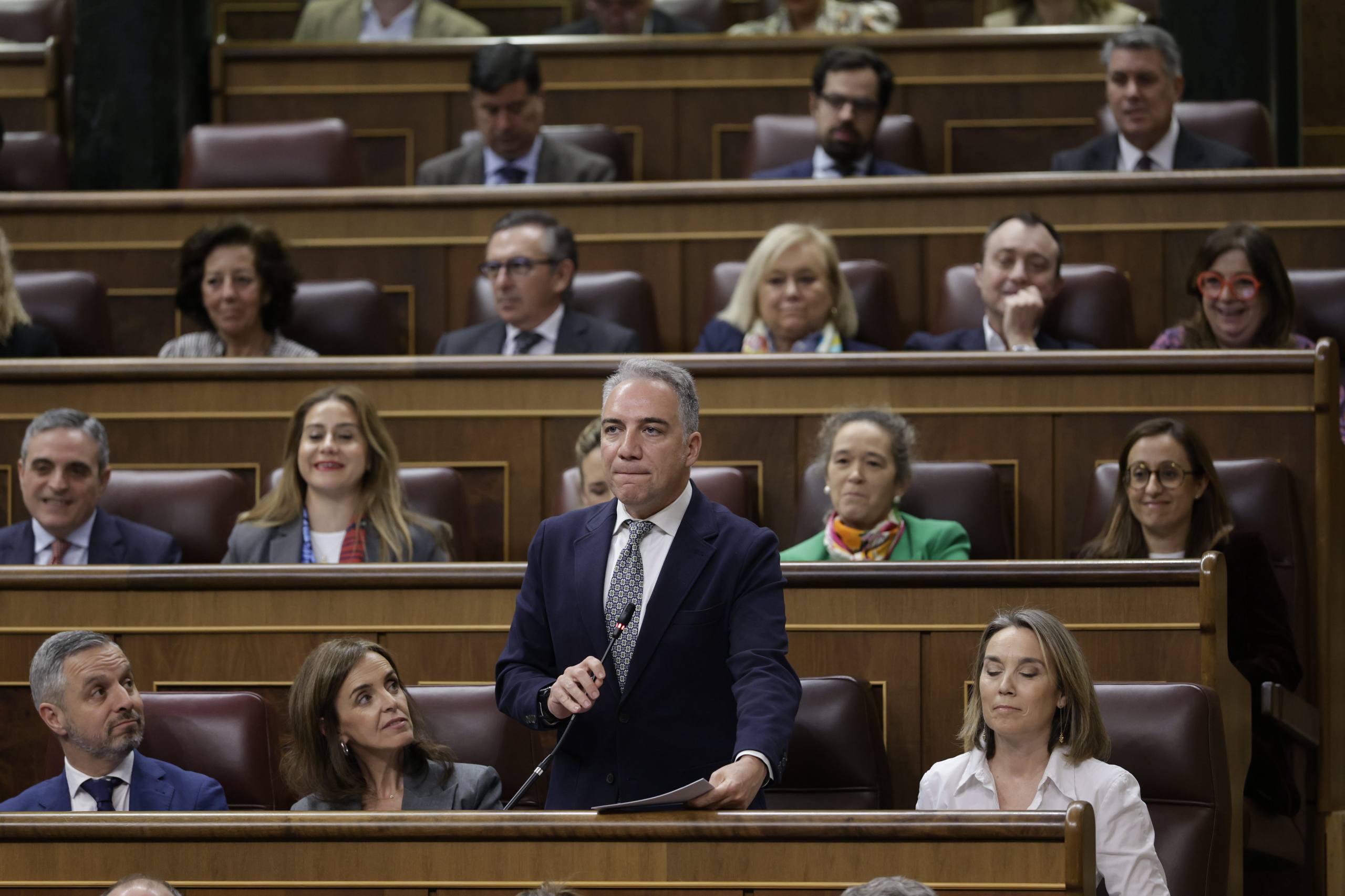 El diputado del PP Elías Bendodo ha interrogado a la vicepresidenta María Jesús Montero