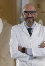 Dr. Enrique Grande Dr. Enrique Grande