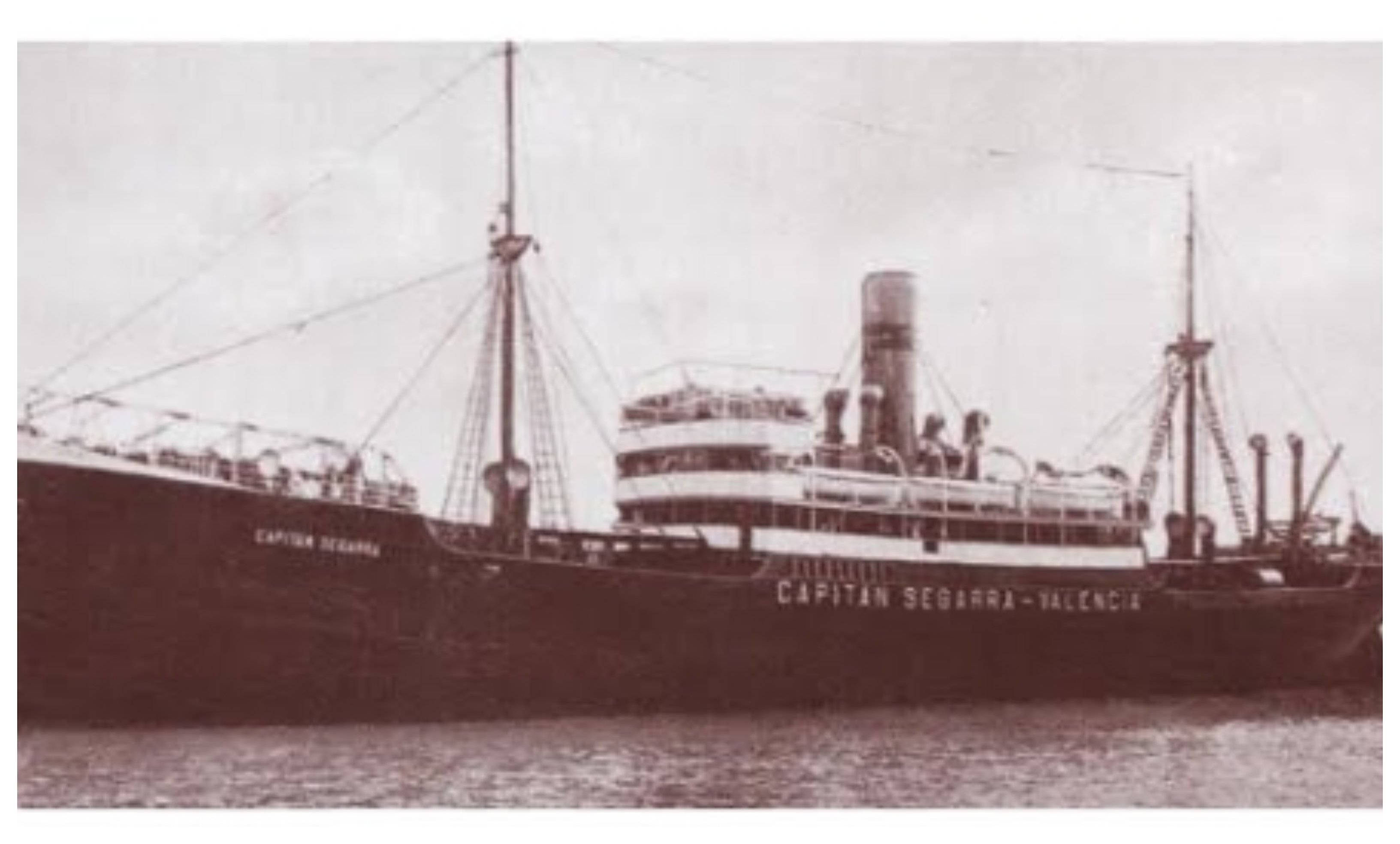 El vapor Capitán Segarra, que fue utilizado como buque prisión en Almería durante la Guerra Civil