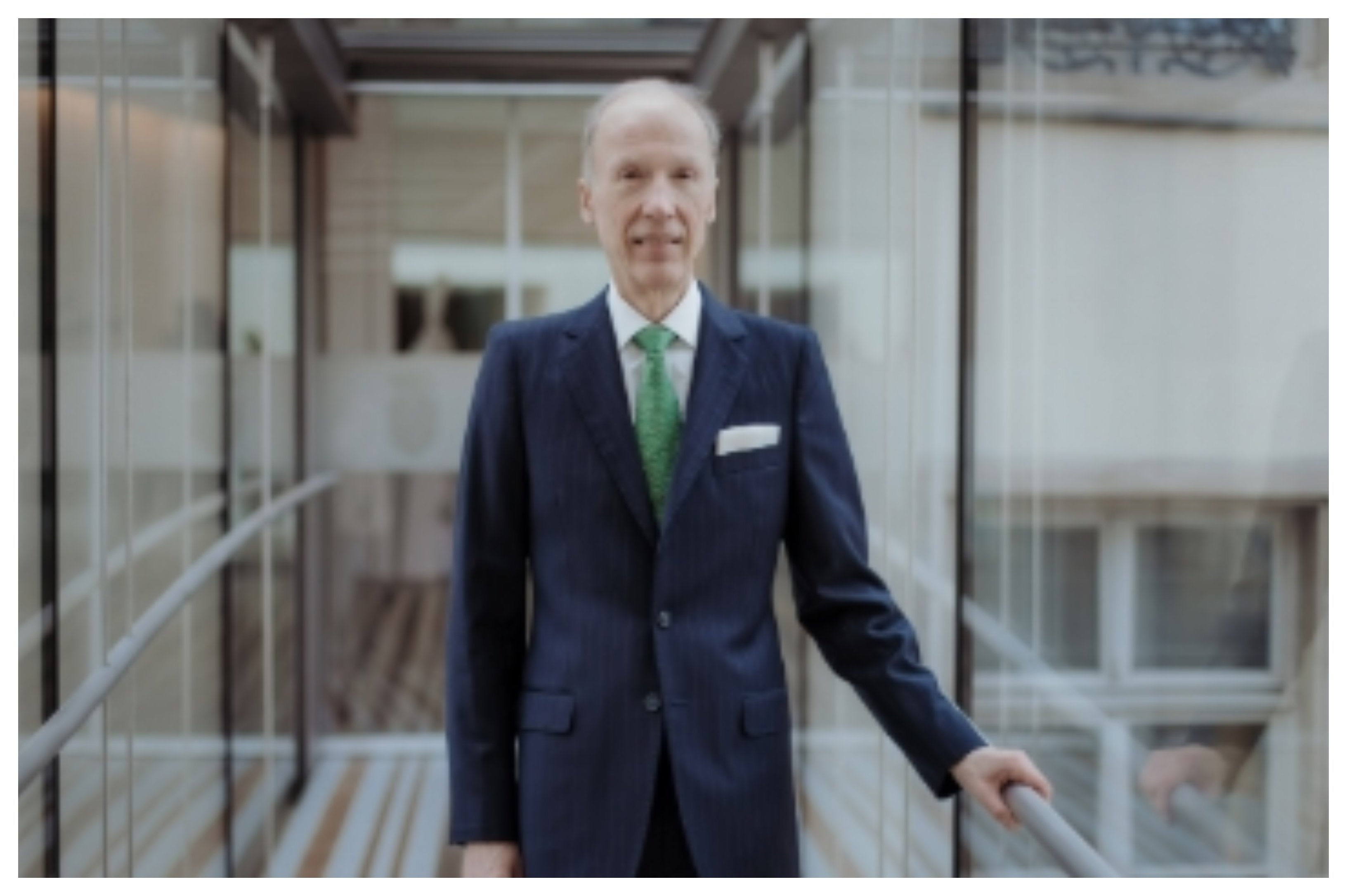 “El legislador del PD Gérard Schockmel se había opuesto a garantizar el derecho al aborto, diciendo que no tiene en cuenta los derechos del niño por nacer”