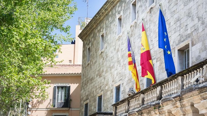 El caso avanza y hoy se celebraba la segunda sesión del juicio con jurado en la Audiencia Provincial de Baleares, donde un agente de la Policía Nacional que acudió a la llamada de emergencias ha afirmado que el bebé se movía cuando él llegó al contenedor