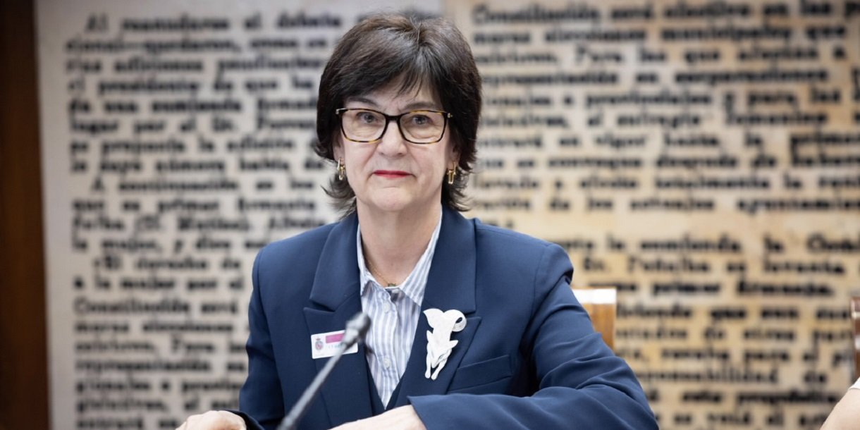 Cani Fernández ahora no quiere señalar a los responsables del apagón en el informe de la CNMC, prefiere hacerlo a través de los expedientes sancionadores