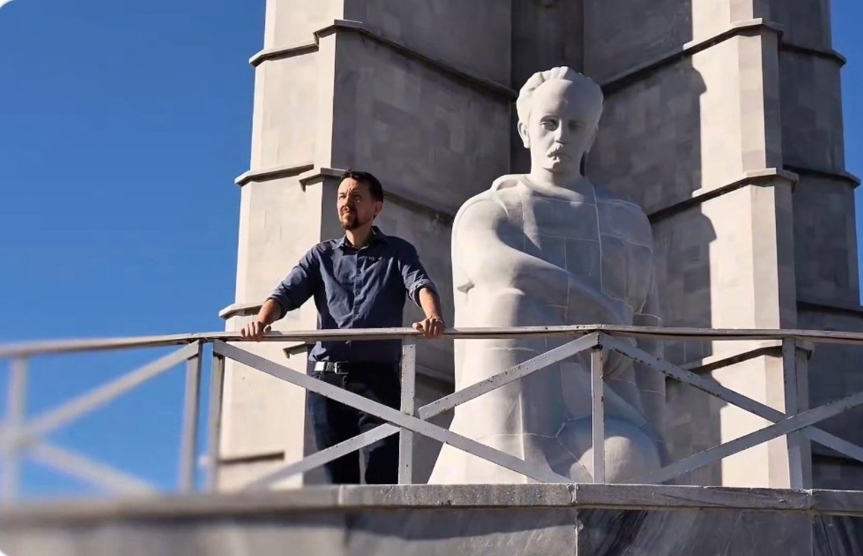 Iglesias se alojó en un hotel de lujo en La Habana Iglesias se alojó en un hotel de lujo en La Habana