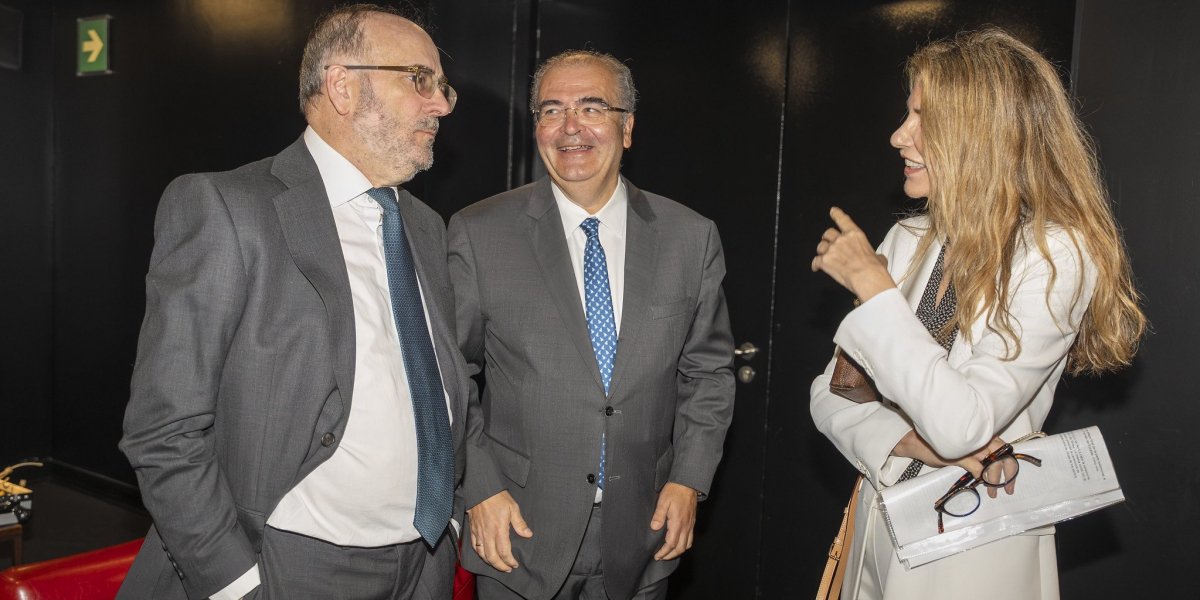 Eulogio López Ángel Ron y Sandra Segimón