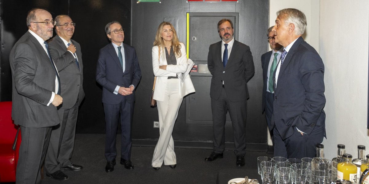 Eulogio López, Ángel Ron, Héctor Flórez, Sandra Segimón, Marc Gómez, Pablo Ferrer y Rubén Manso