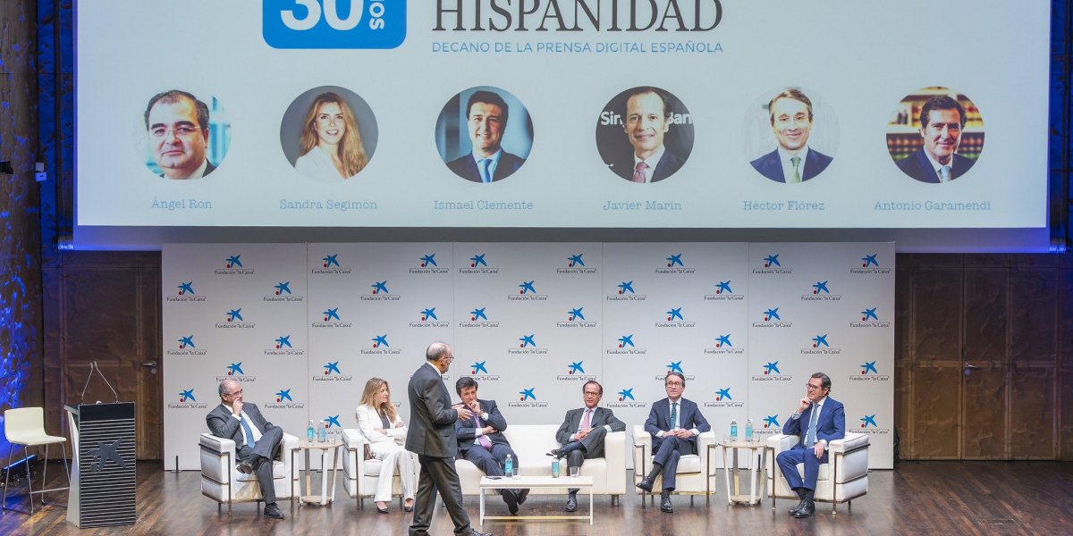 El evento contó con la participación de Antonio Garamendi, presidente de la CEOE, Héctor Flórez, presidente de Deloitte España, Javier Marín, consejero delegado de Singular Bank y exCeo de Banco Santander, Ismael Clemente, consejero delegado de Merlin Properties, Sandra Segimón, fundadora y presidenta ejecutiva de Sushita, y Ángel Ron, socio fundador de Viable Capital Partners y expresidente del Banco Popular