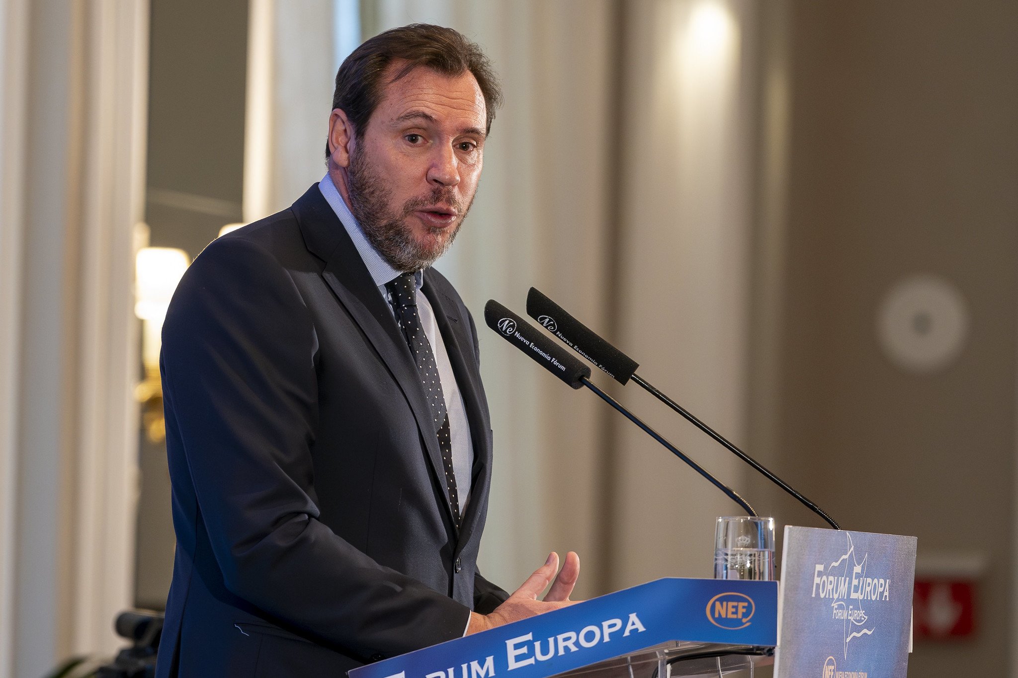 El ministro Puente pasa del caos ferroviario... e insiste en apostar por alta velocidad a 350 kilómetros por hora, ¿no debería mejorar antes, y mucho, las infraestructuras? / Foto: Pablo Moreno