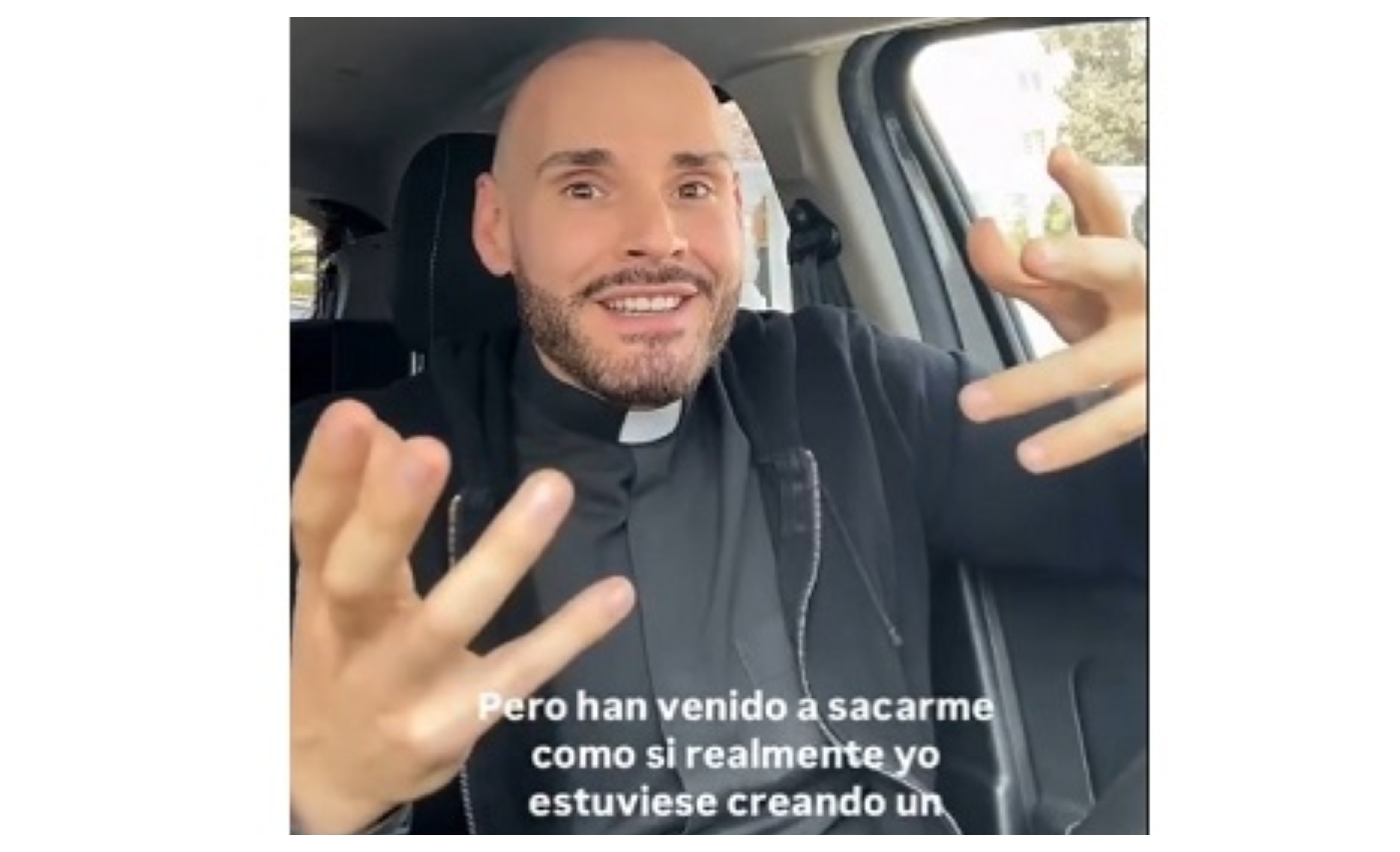 Expulsan a un cura de un hospital malagueño... por ir vestido de cura Expulsan a un cura de un hospital malagueño... por ir vestido de cura